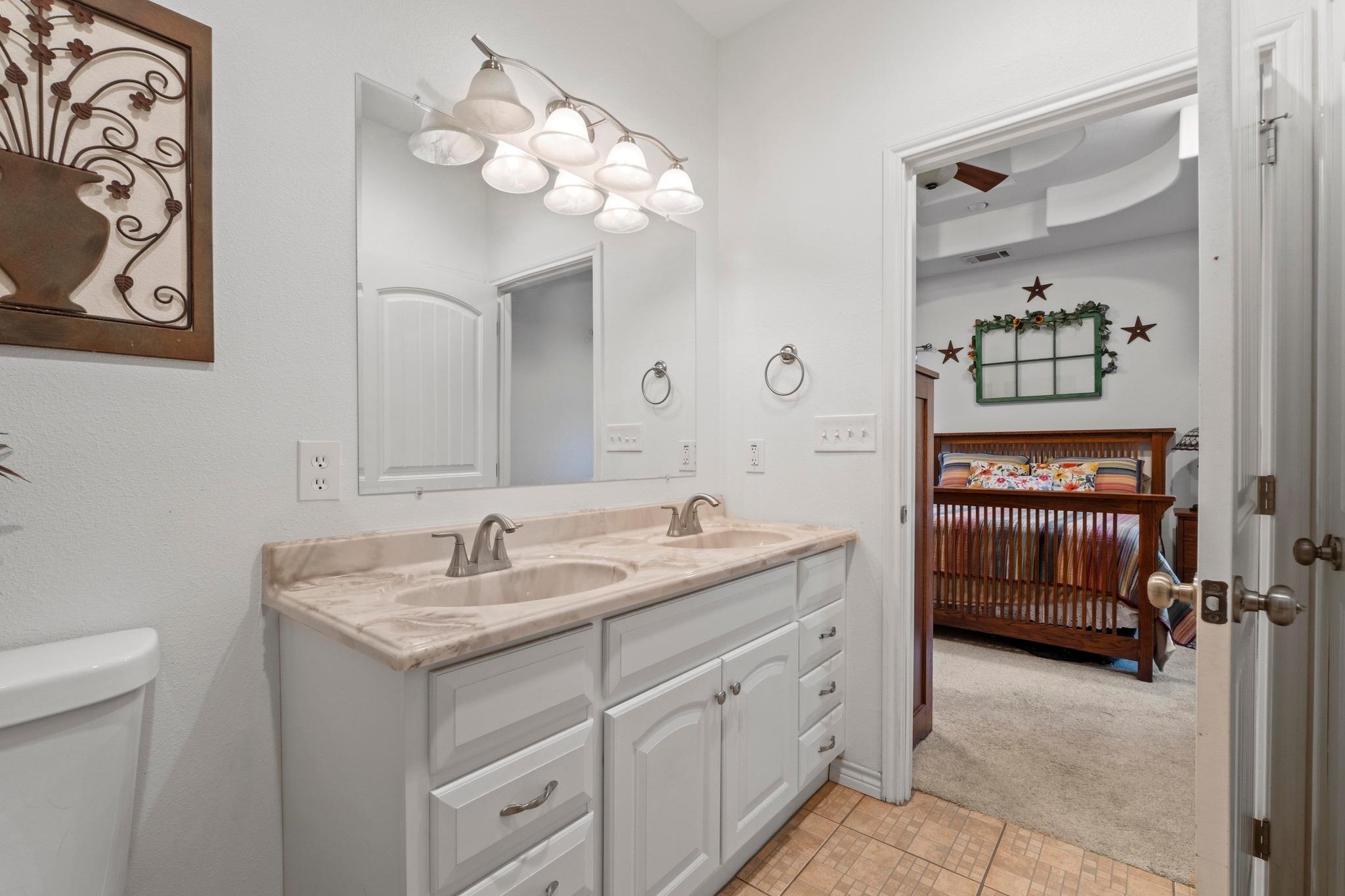 124 Pony Grass Ln, Bastrop, TX 78602