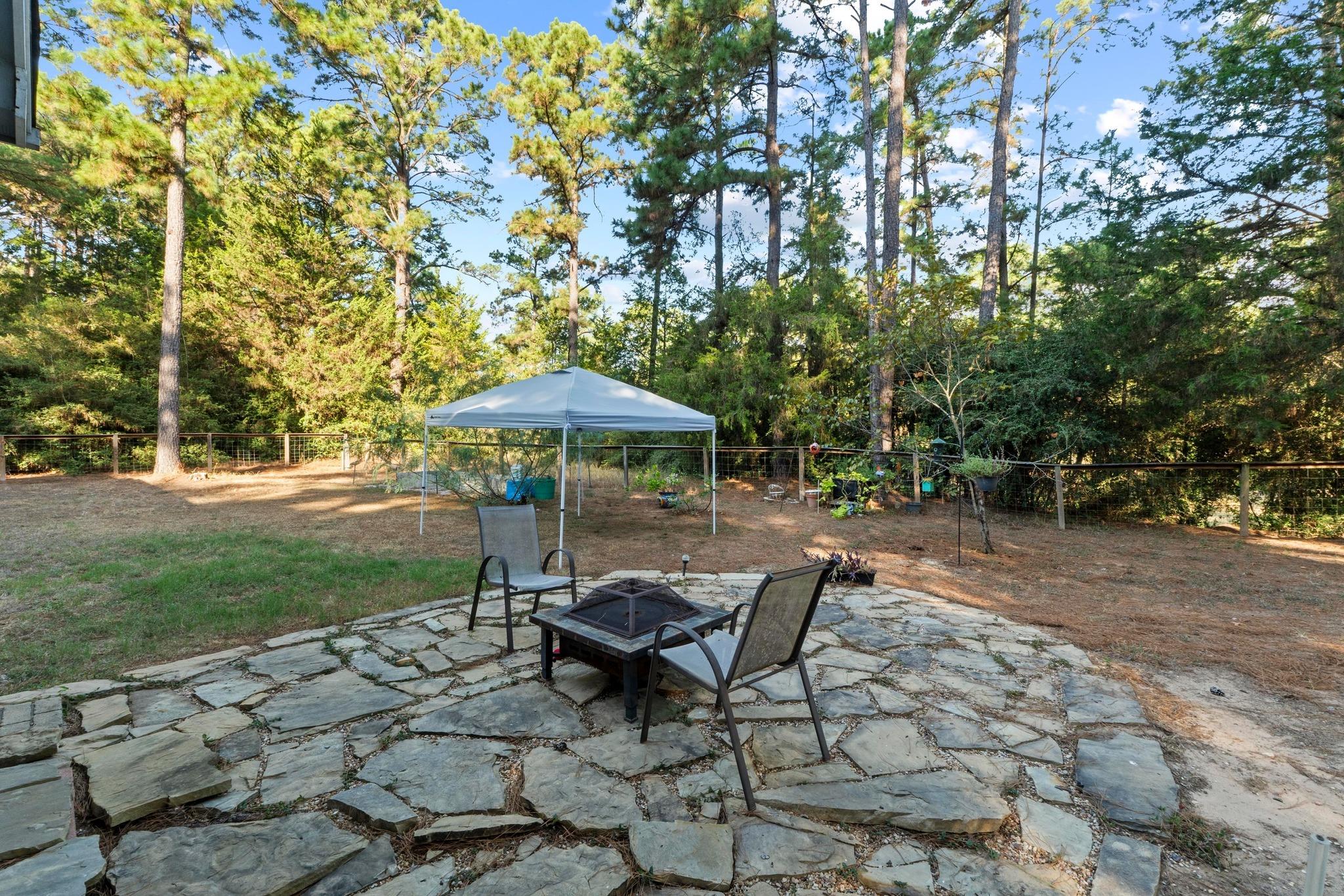 124 Pony Grass Ln, Bastrop, TX 78602