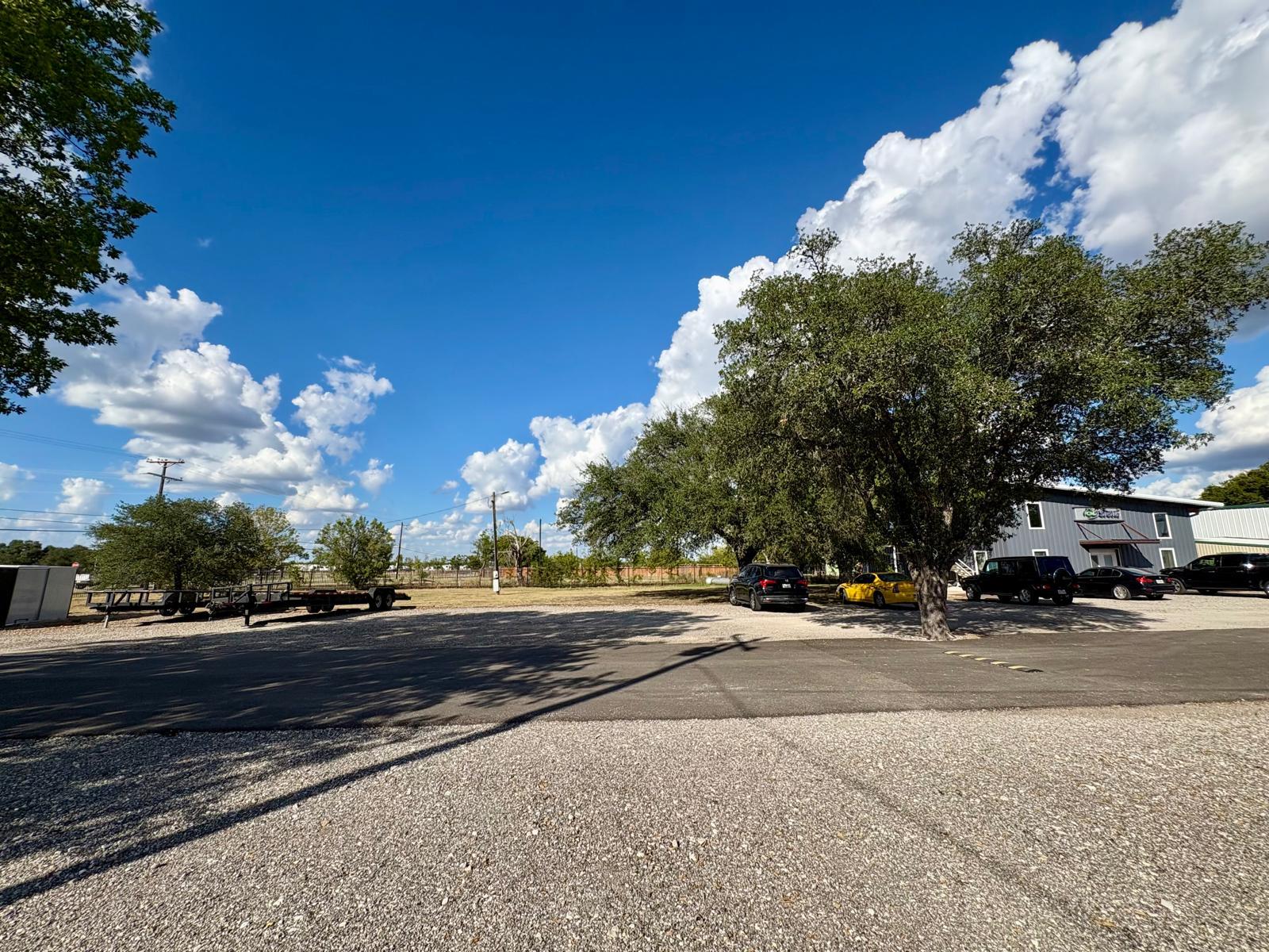 5213 Tucker Hill Ln # B, Cedar Creek, TX 78612