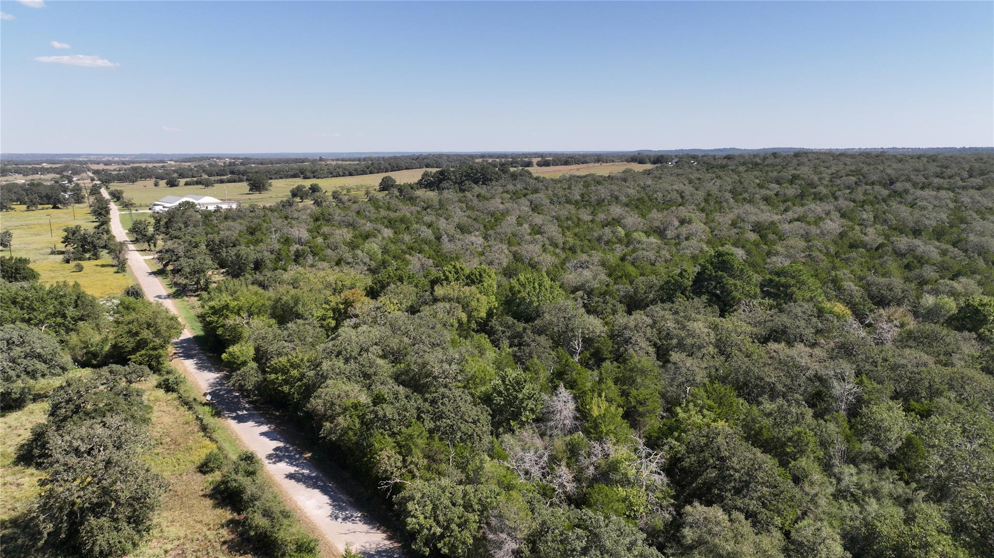 000 Easely Rd, Smithville, TX 78957