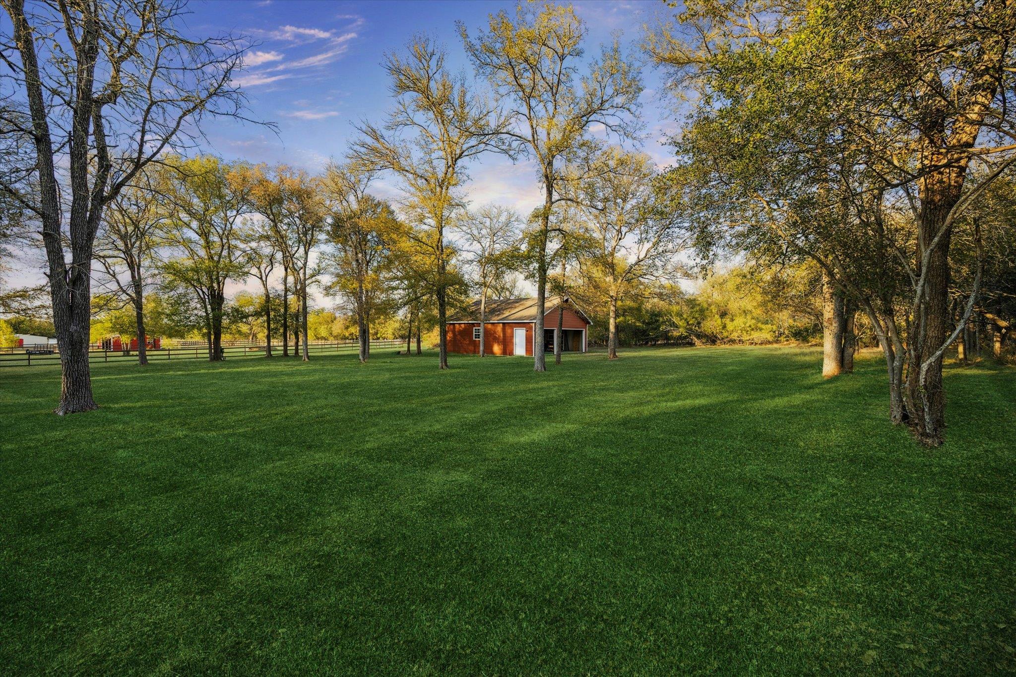 317 Colorado Dr, Cedar Creek, TX 78612