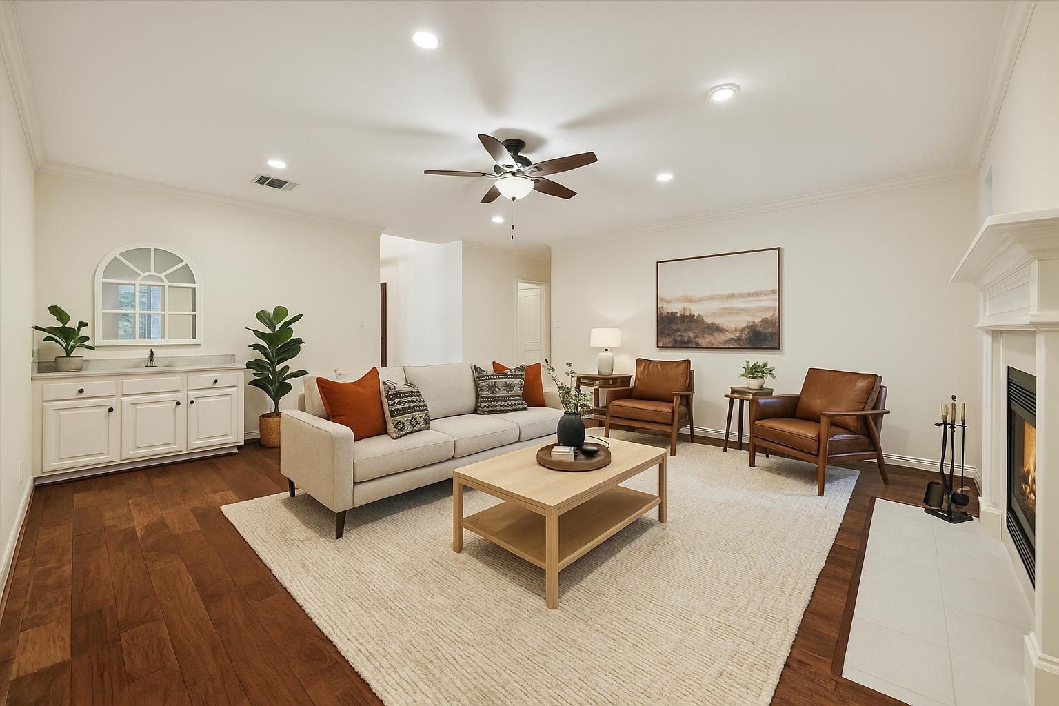 317 Colorado Dr, Cedar Creek, TX 78612