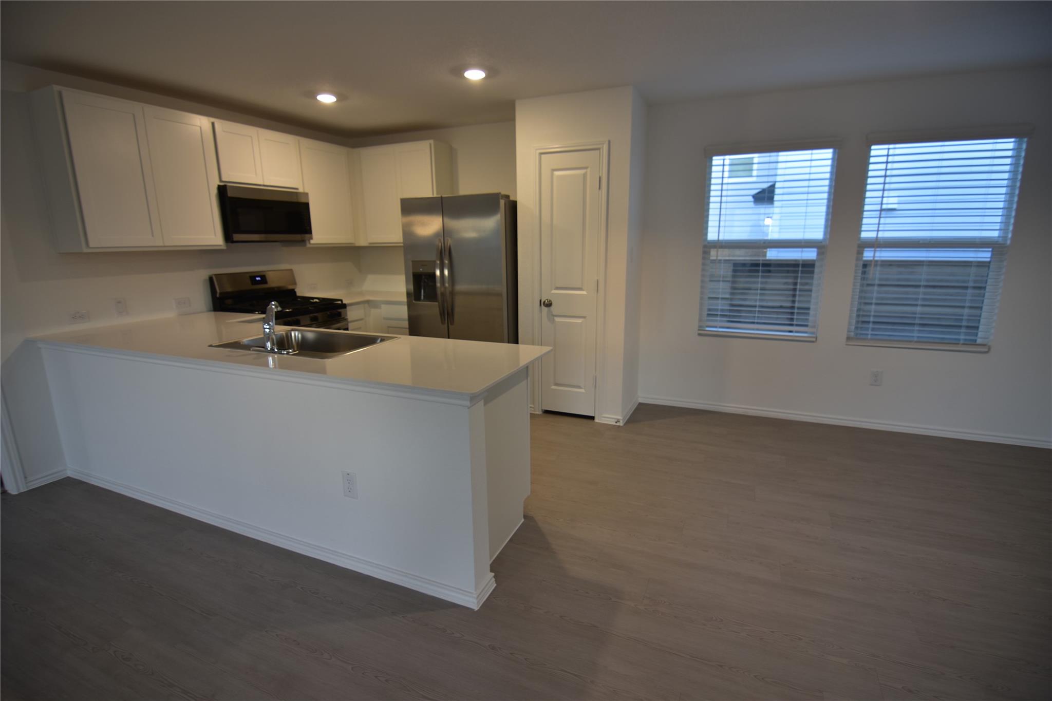 343 Keefer, Kyle, TX 78640