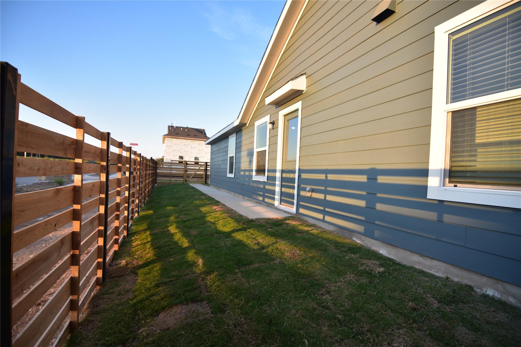 343 Keefer, Kyle, TX 78640