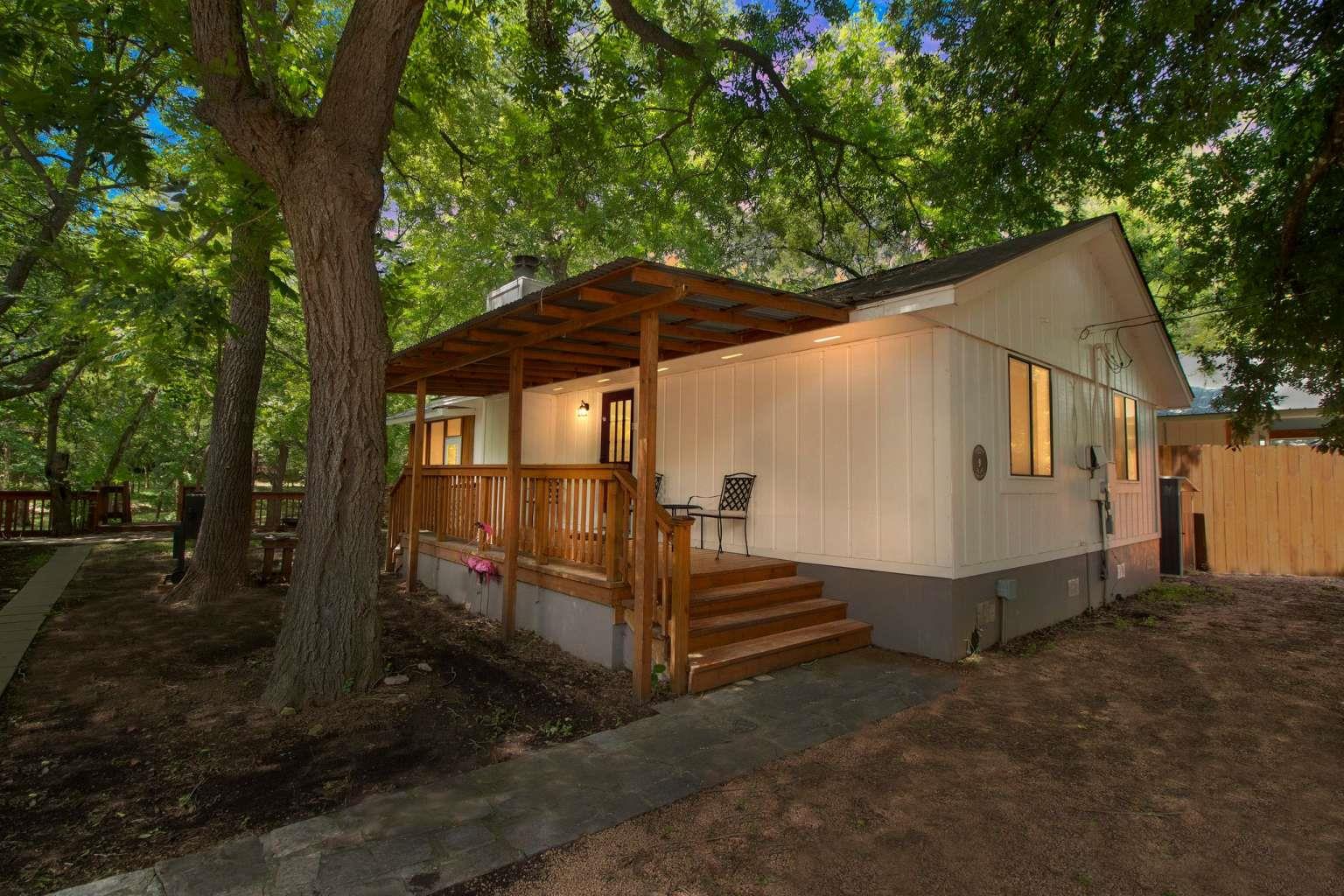 107-109 Scudder Ln, Wimberley, TX 78676