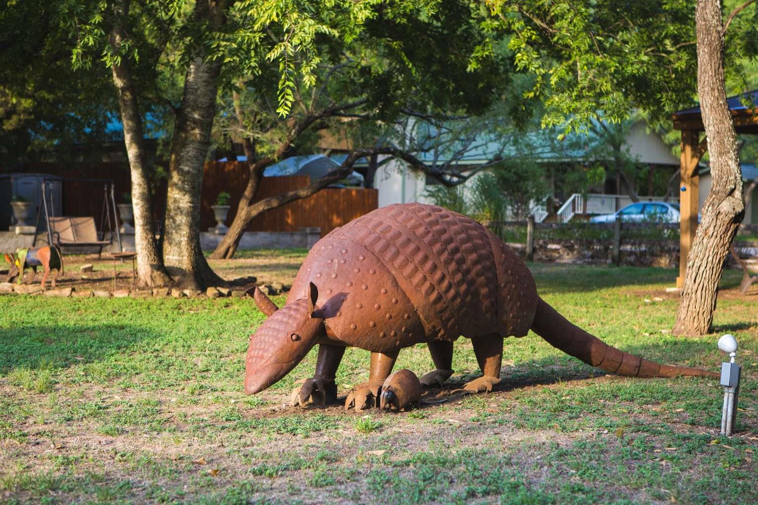 107-109 Scudder Ln, Wimberley, TX 78676