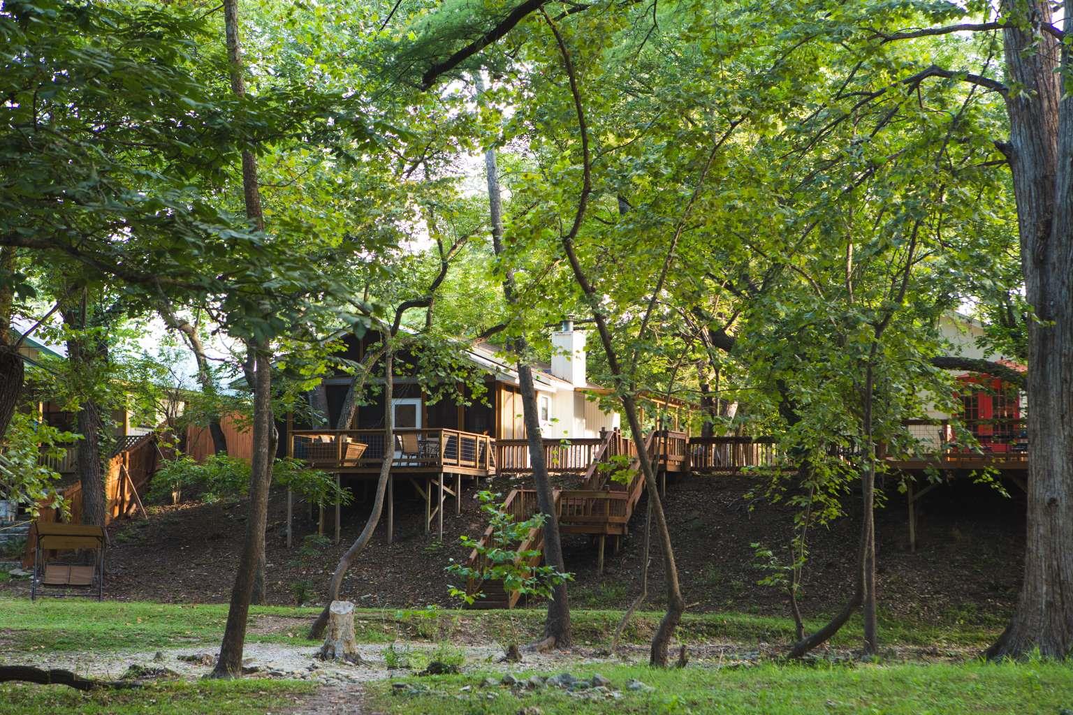 107-109 Scudder Ln, Wimberley, TX 78676