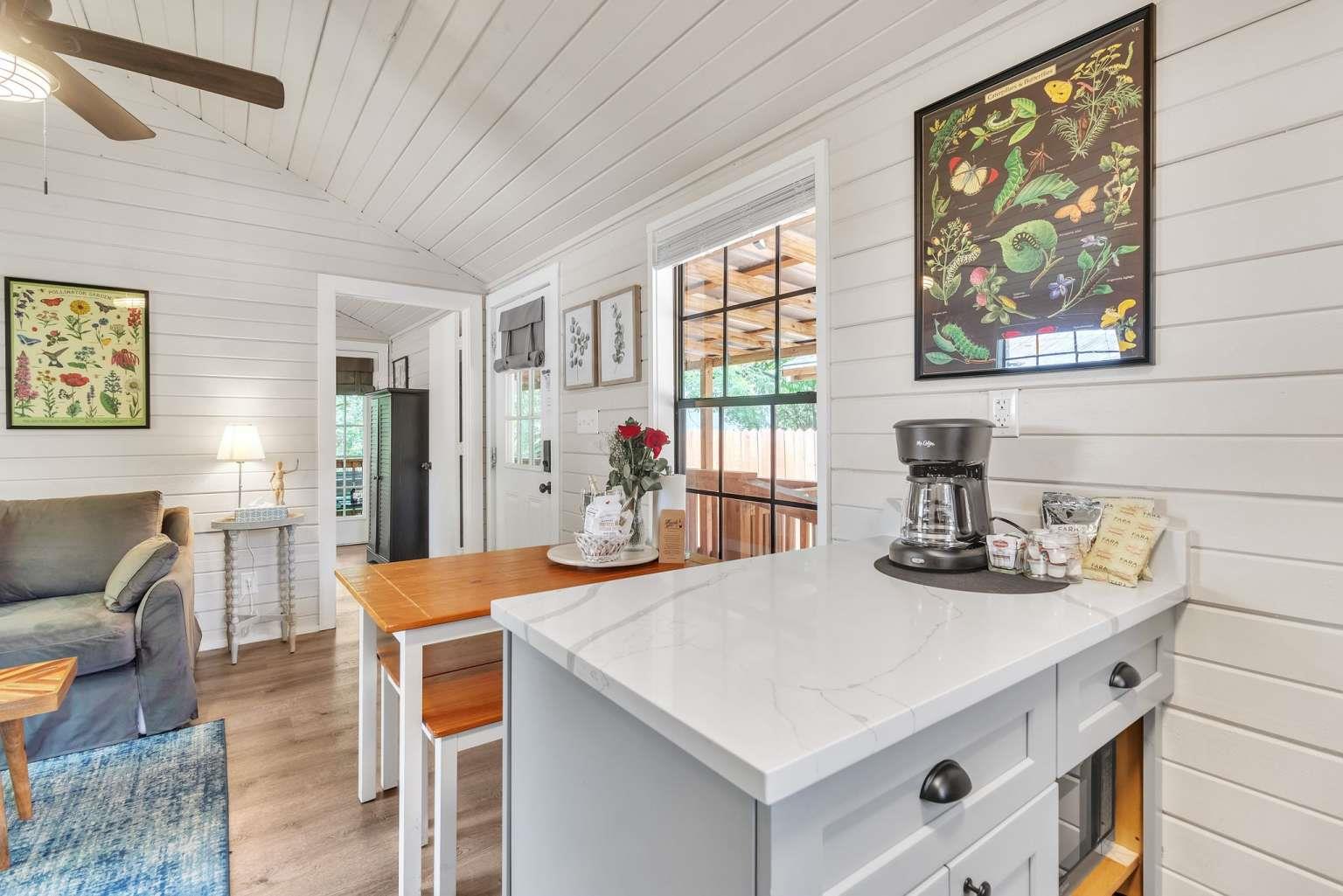 107-109 Scudder Ln, Wimberley, TX 78676