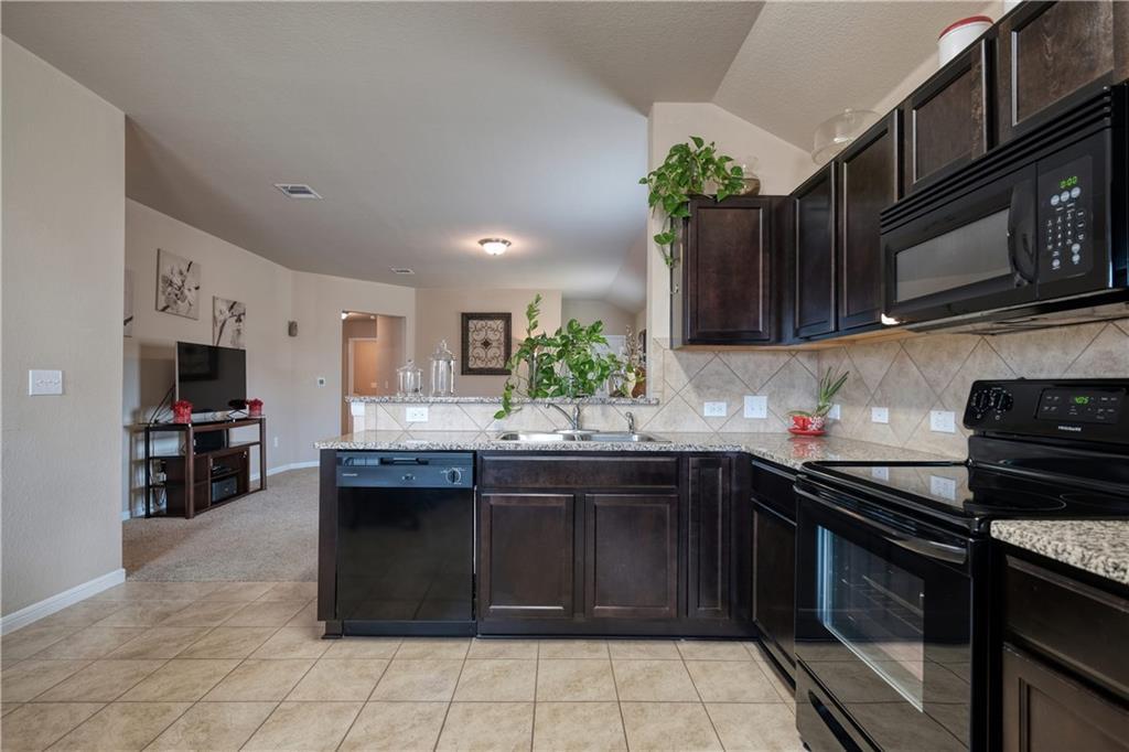 5821 Roderick Dr, Austin, TX 78724