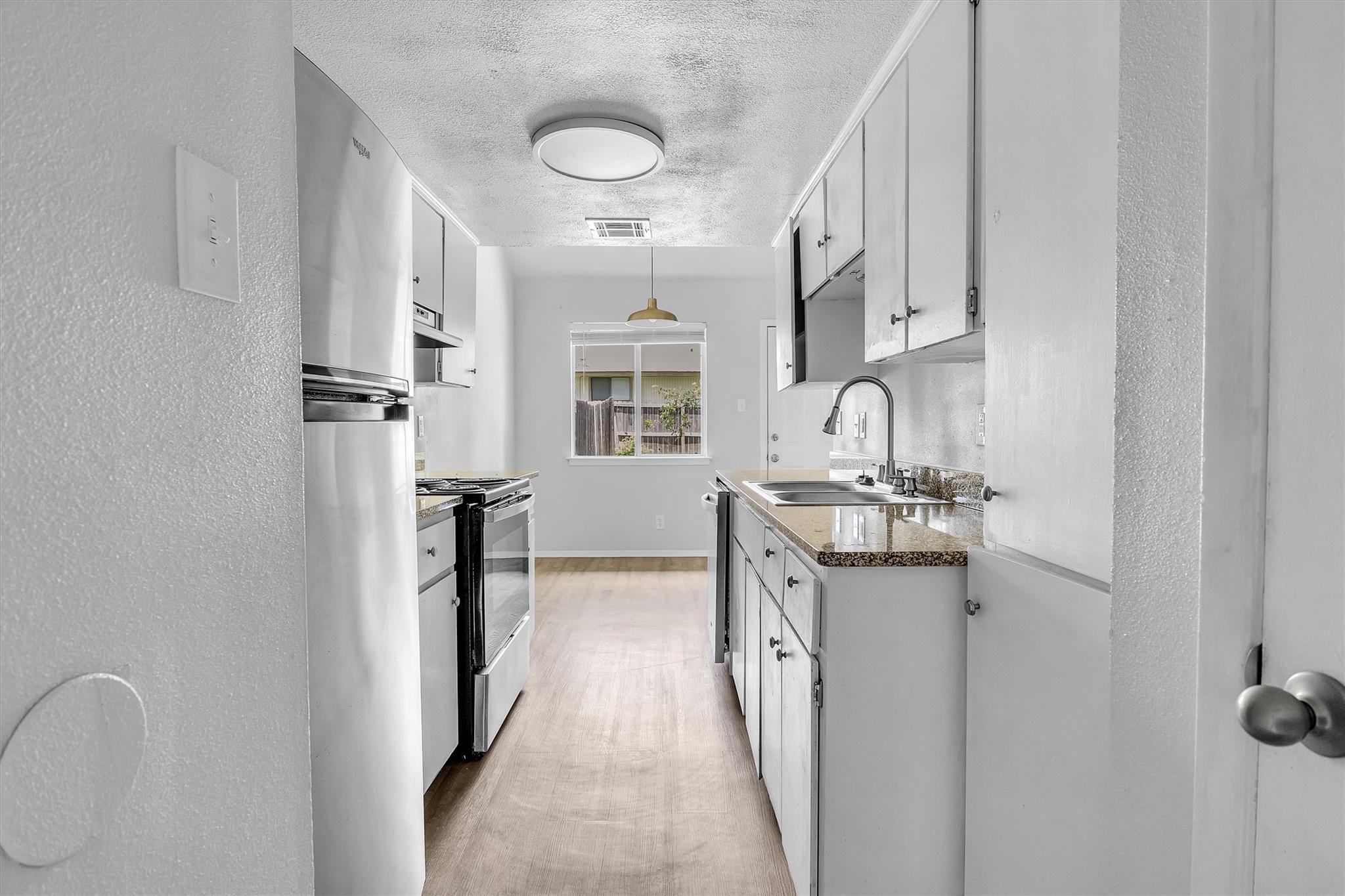 2414 Patrick Henry St, Temple, TX 76504