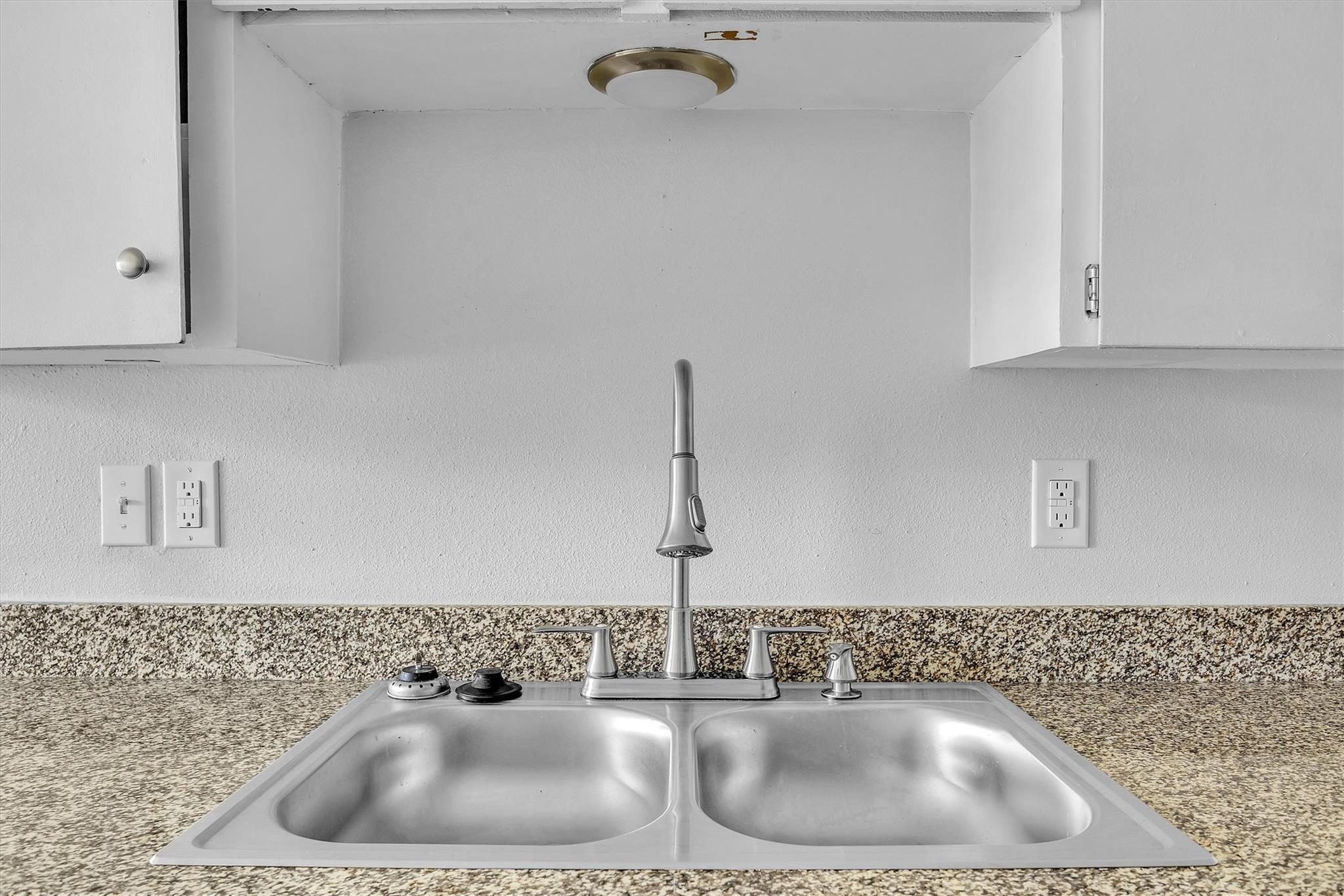 2414 Patrick Henry St, Temple, TX 76504