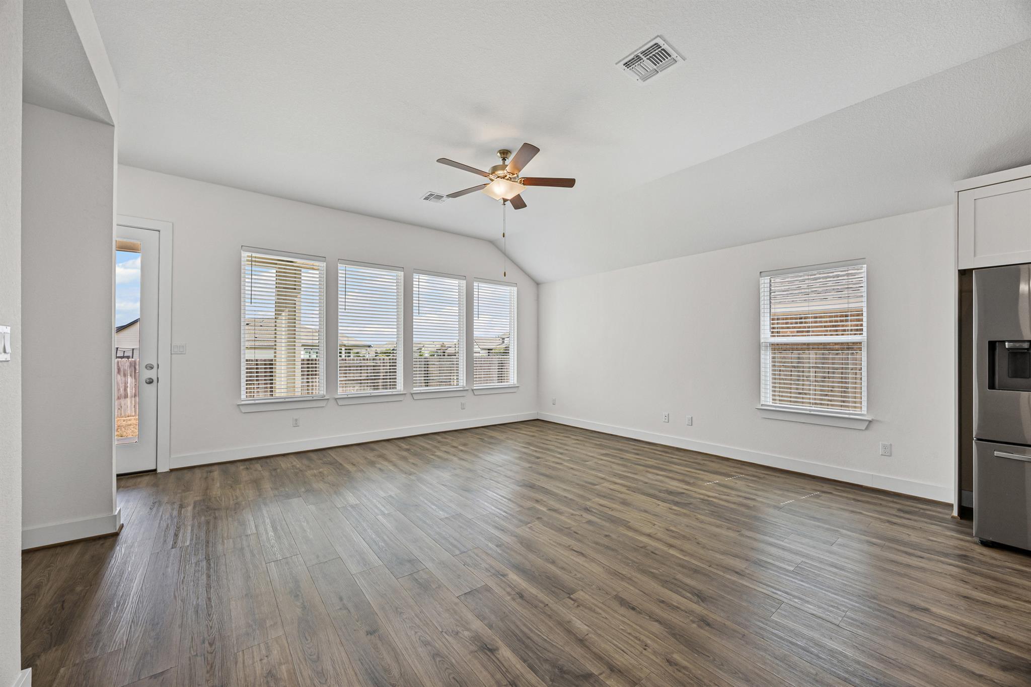 105 Lemuel Crawford Trl, Bastrop, TX 78602