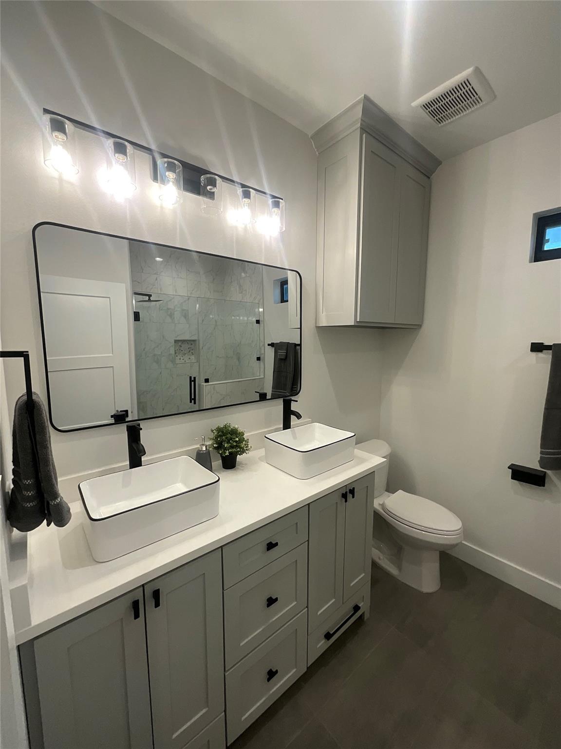 4400 Lindberg Ln, Lago Vista, TX 78645