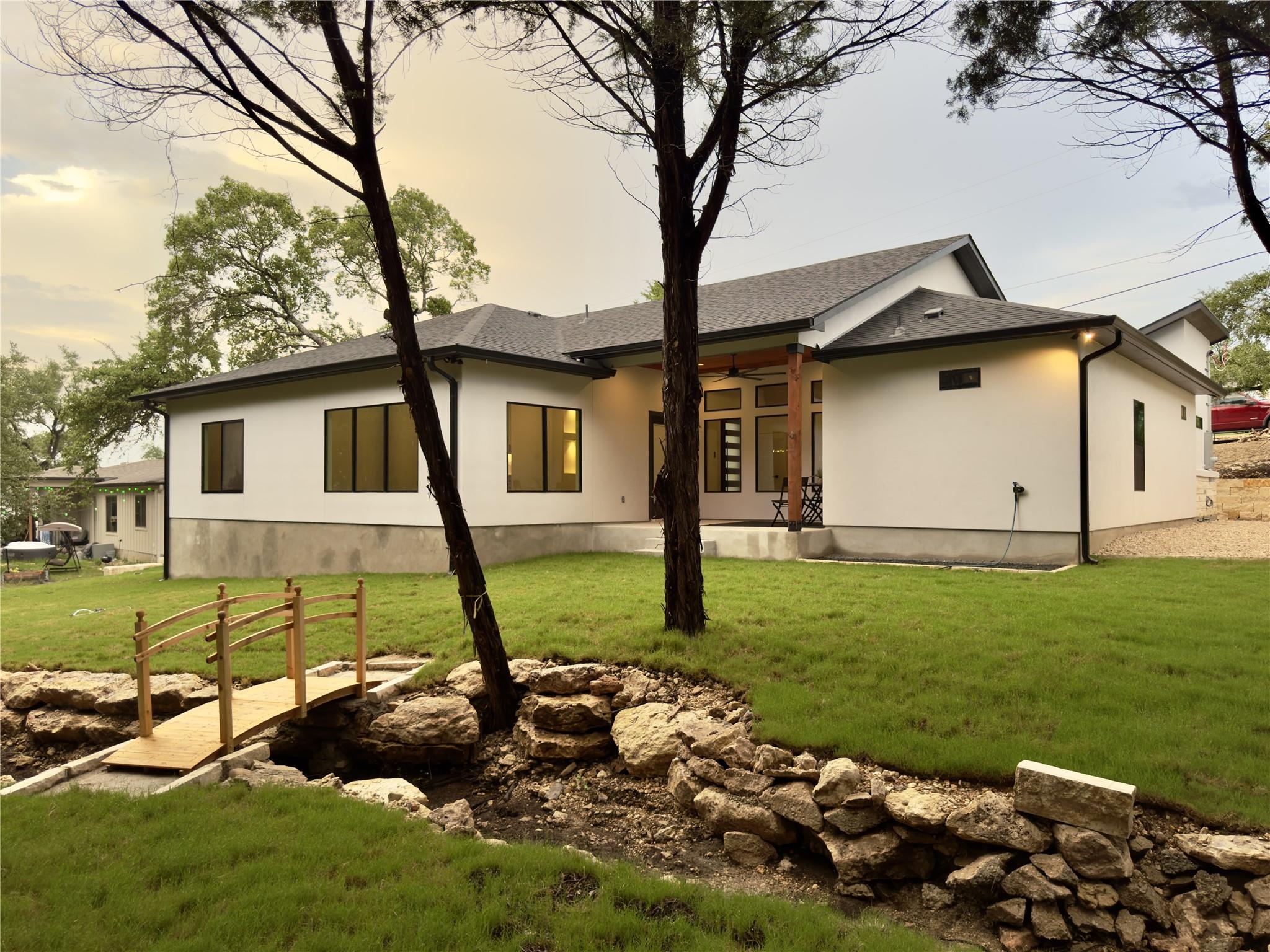 4400 Lindberg Ln, Lago Vista, TX 78645