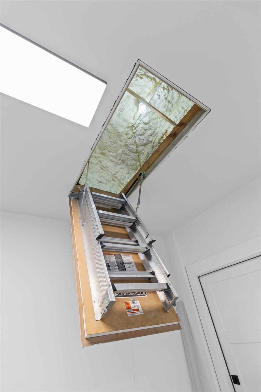 4400 Lindberg Ln, Lago Vista, TX 78645