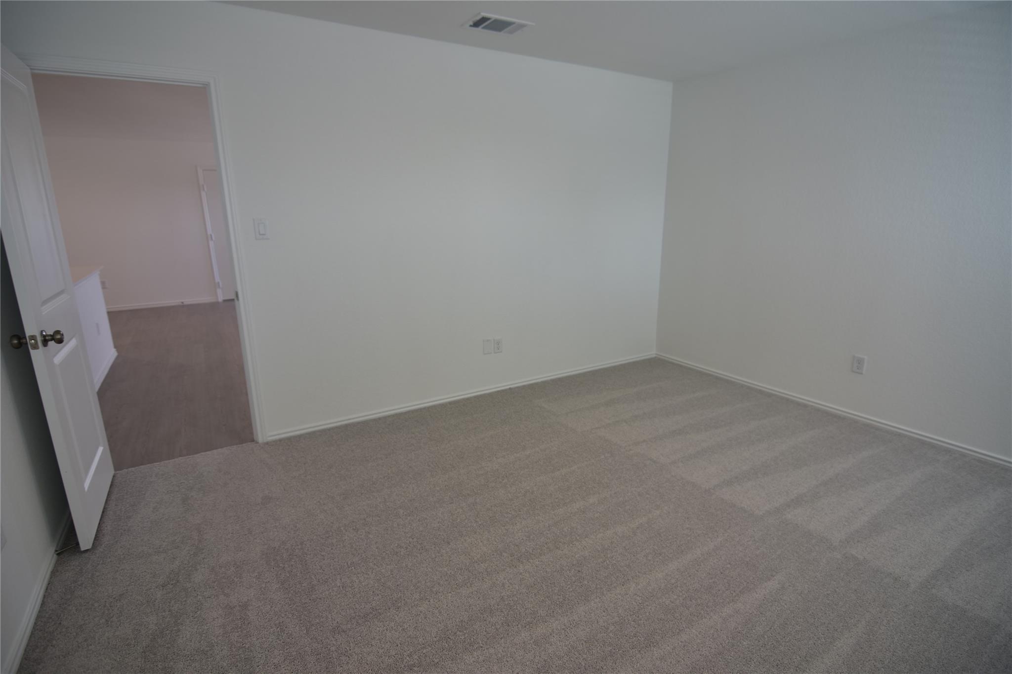 275 Bugbee, Kyle, TX 78640