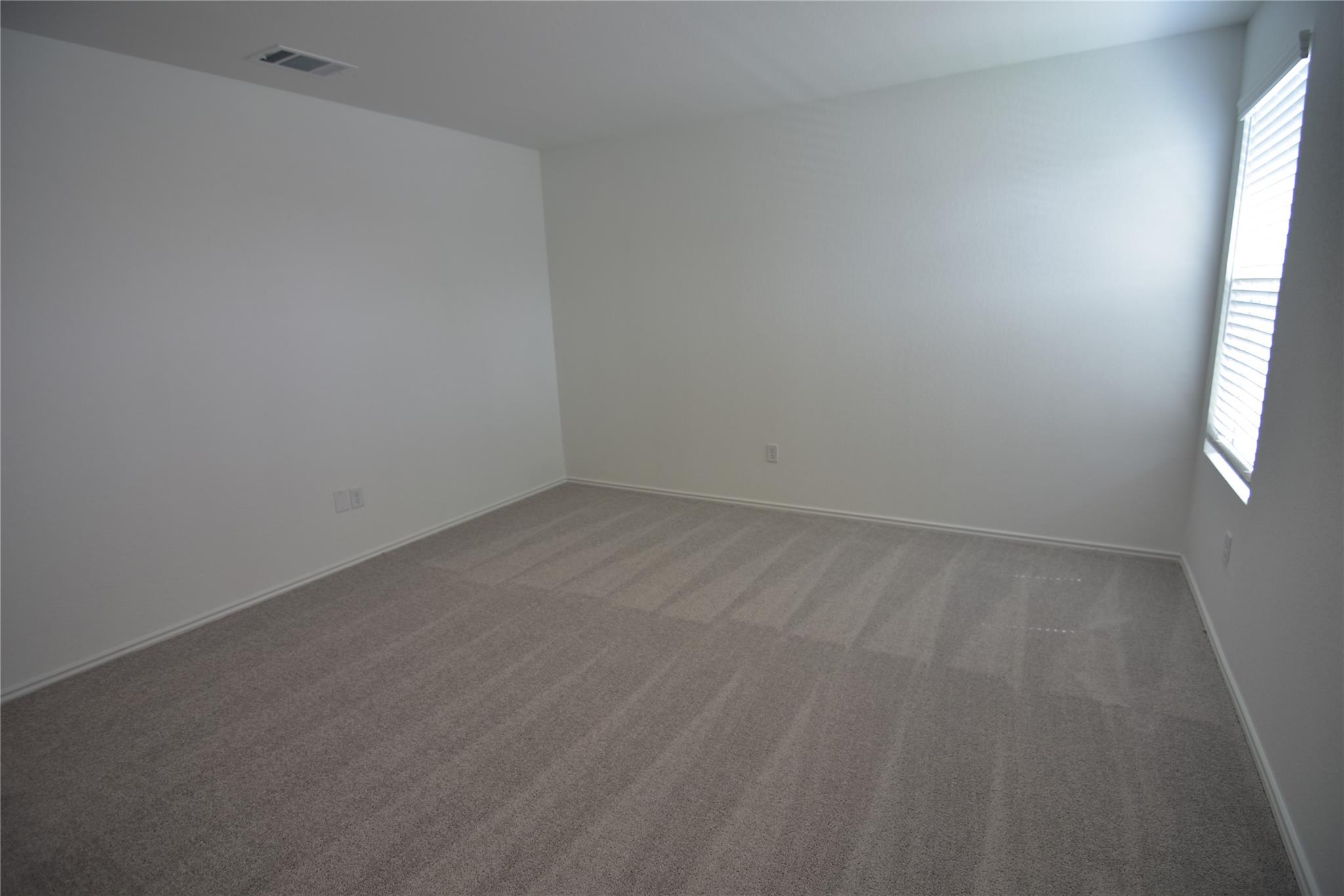 275 Bugbee, Kyle, TX 78640