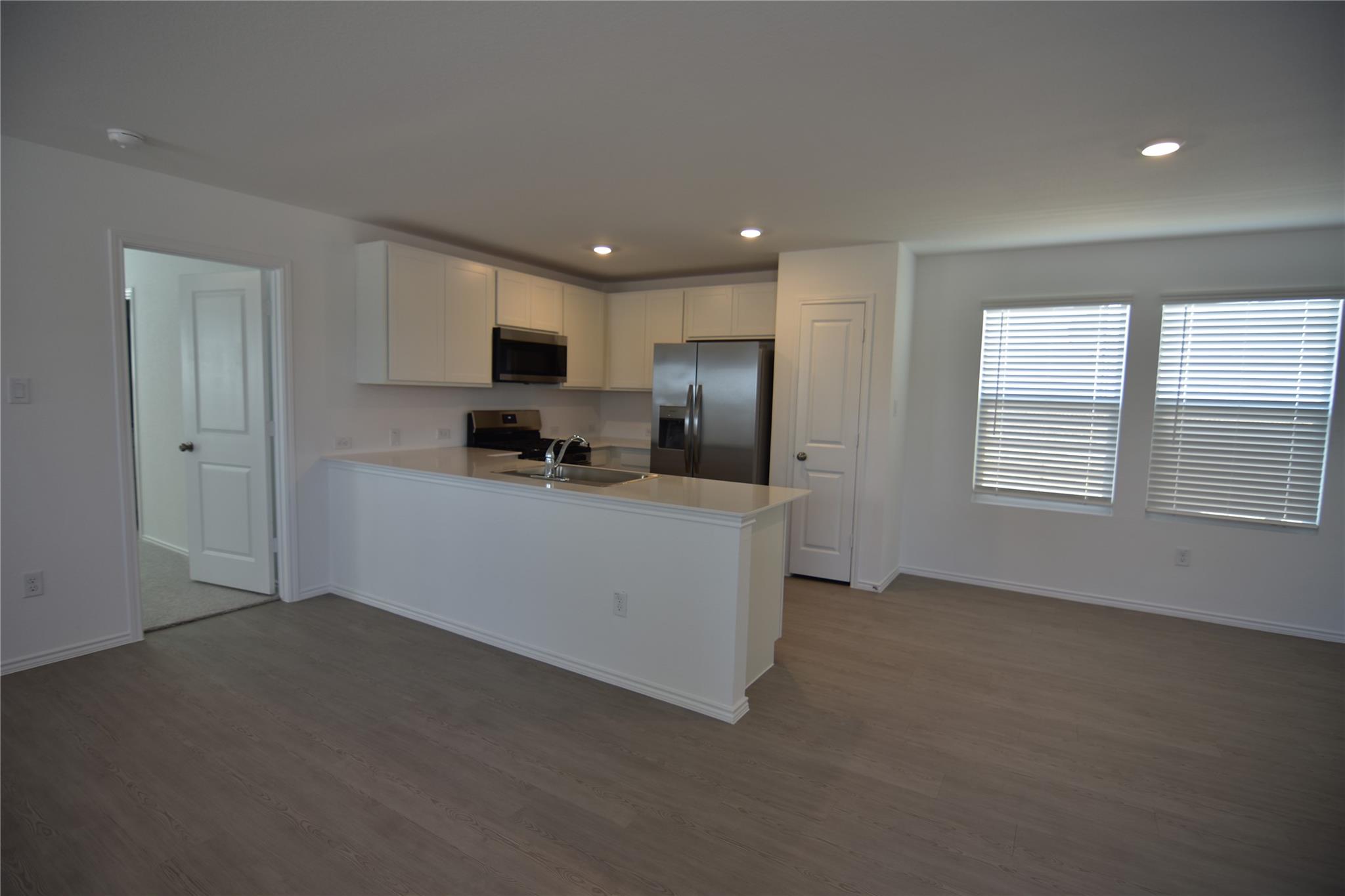 275 Bugbee, Kyle, TX 78640