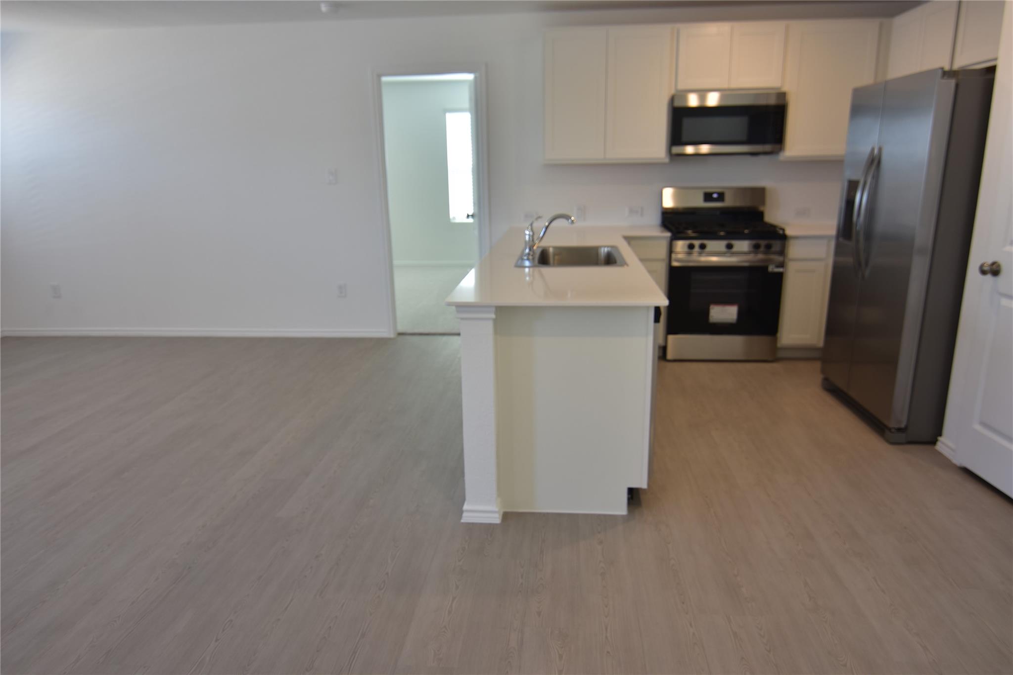 275 Bugbee, Kyle, TX 78640