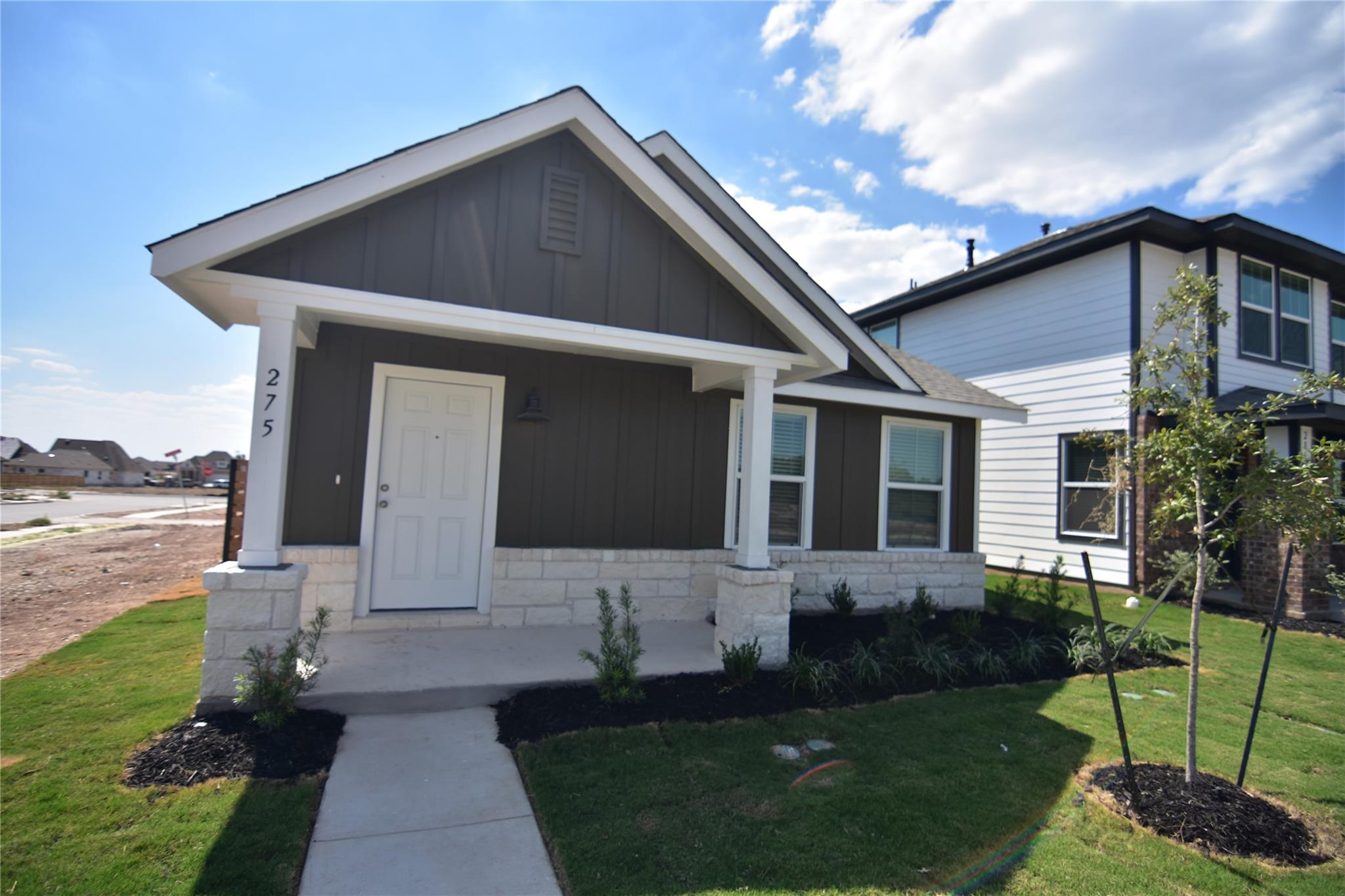 275 Bugbee, Kyle, TX 78640