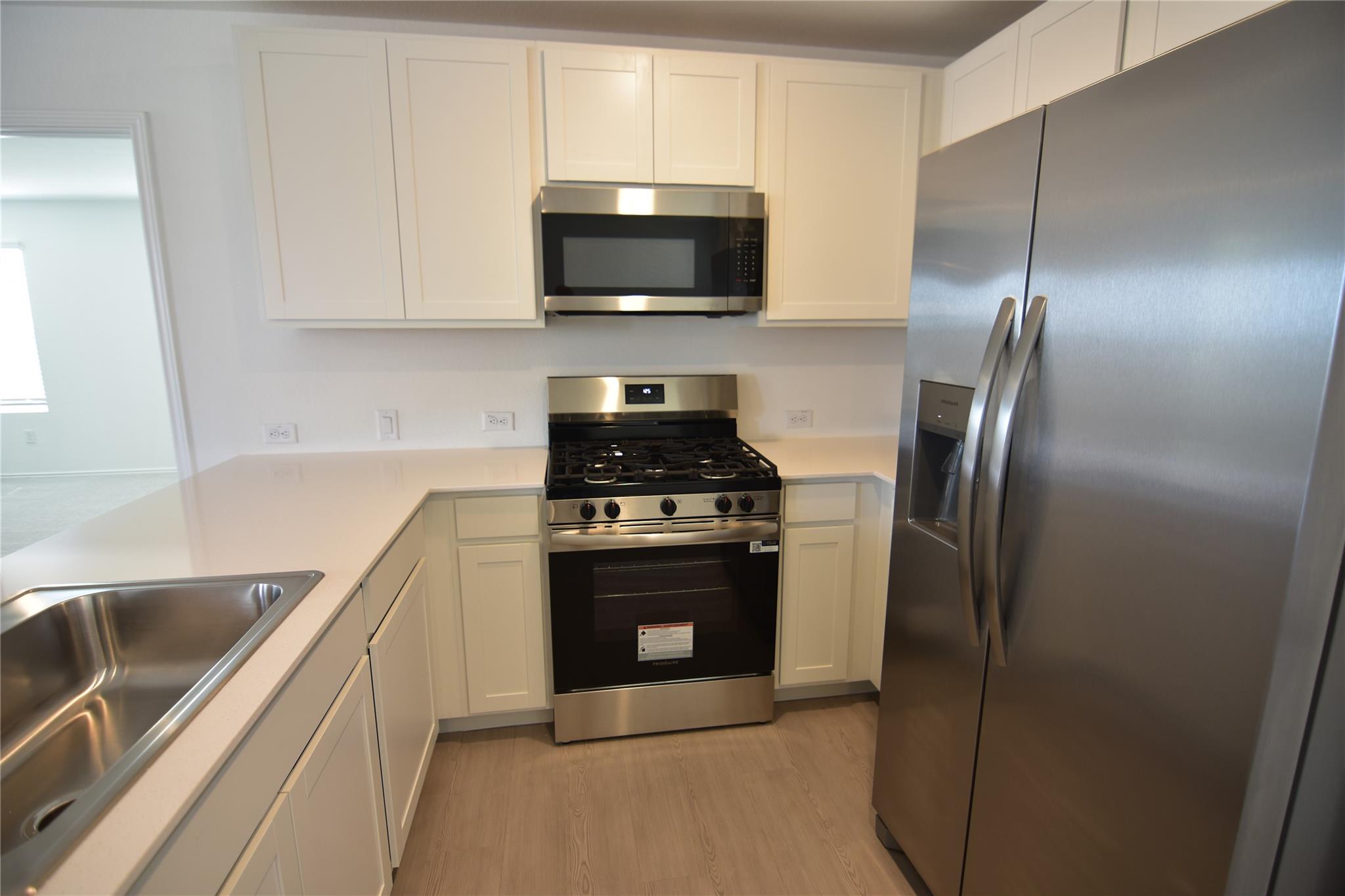 275 Bugbee, Kyle, TX 78640