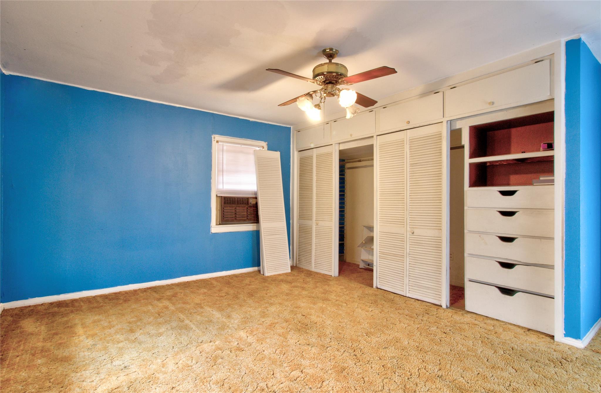 500 N Texas Ave, Nixon, TX 78140