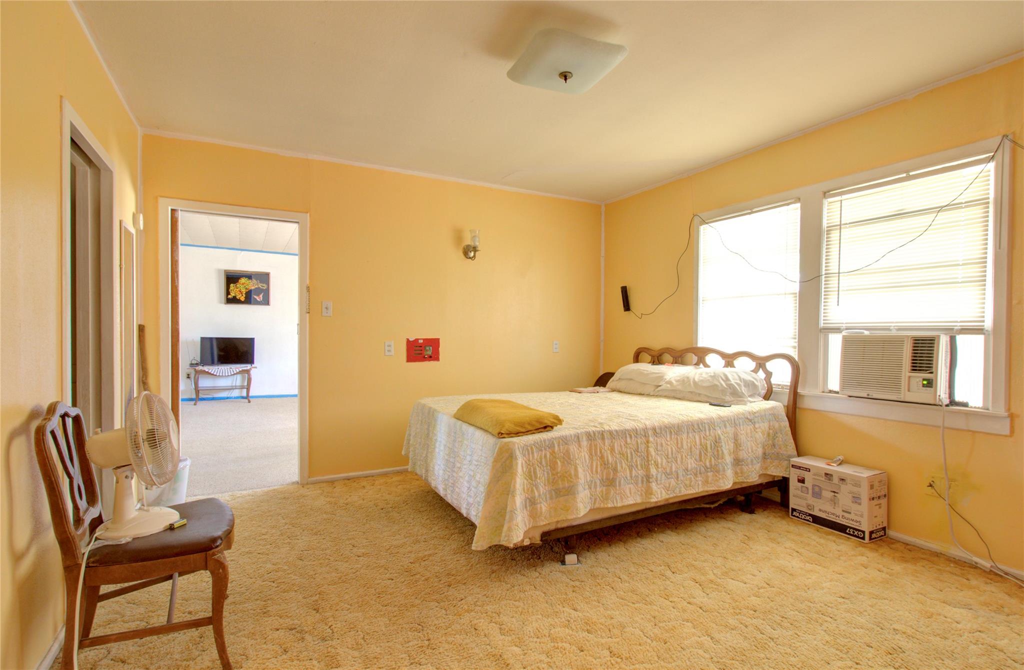 500 N Texas Ave, Nixon, TX 78140