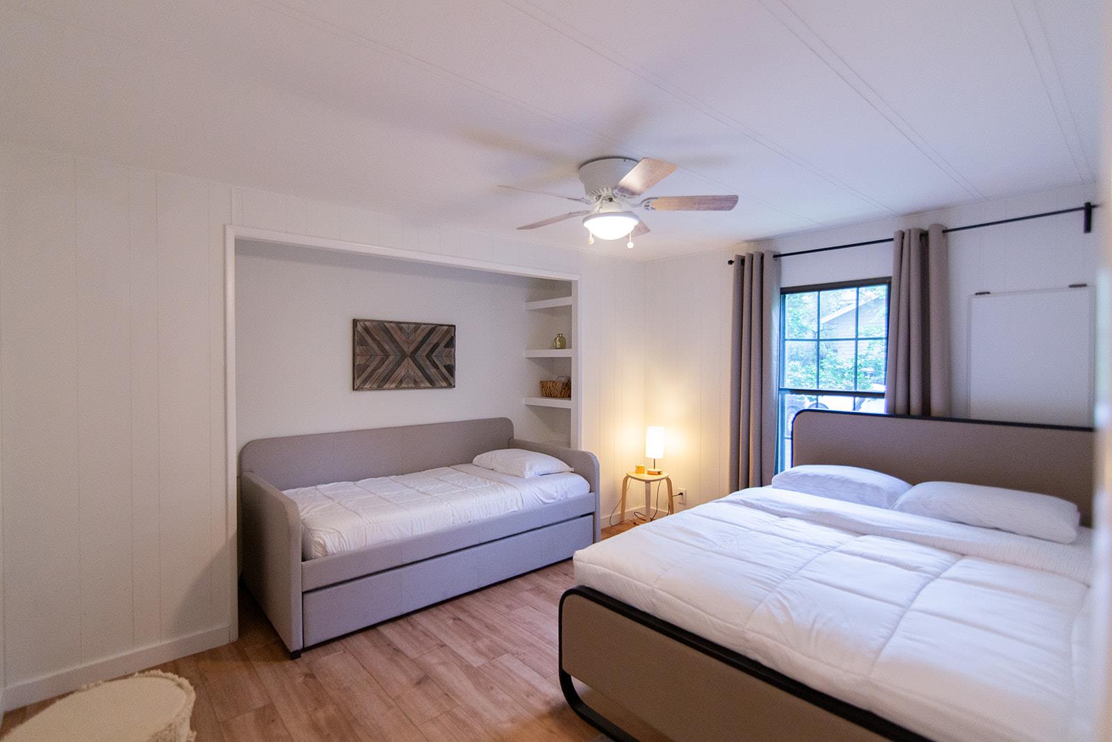 17307 E Darleen Dr, Leander, TX 78641