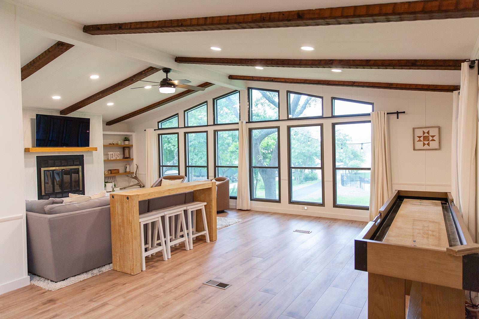 17307 E Darleen Dr, Leander, TX 78641