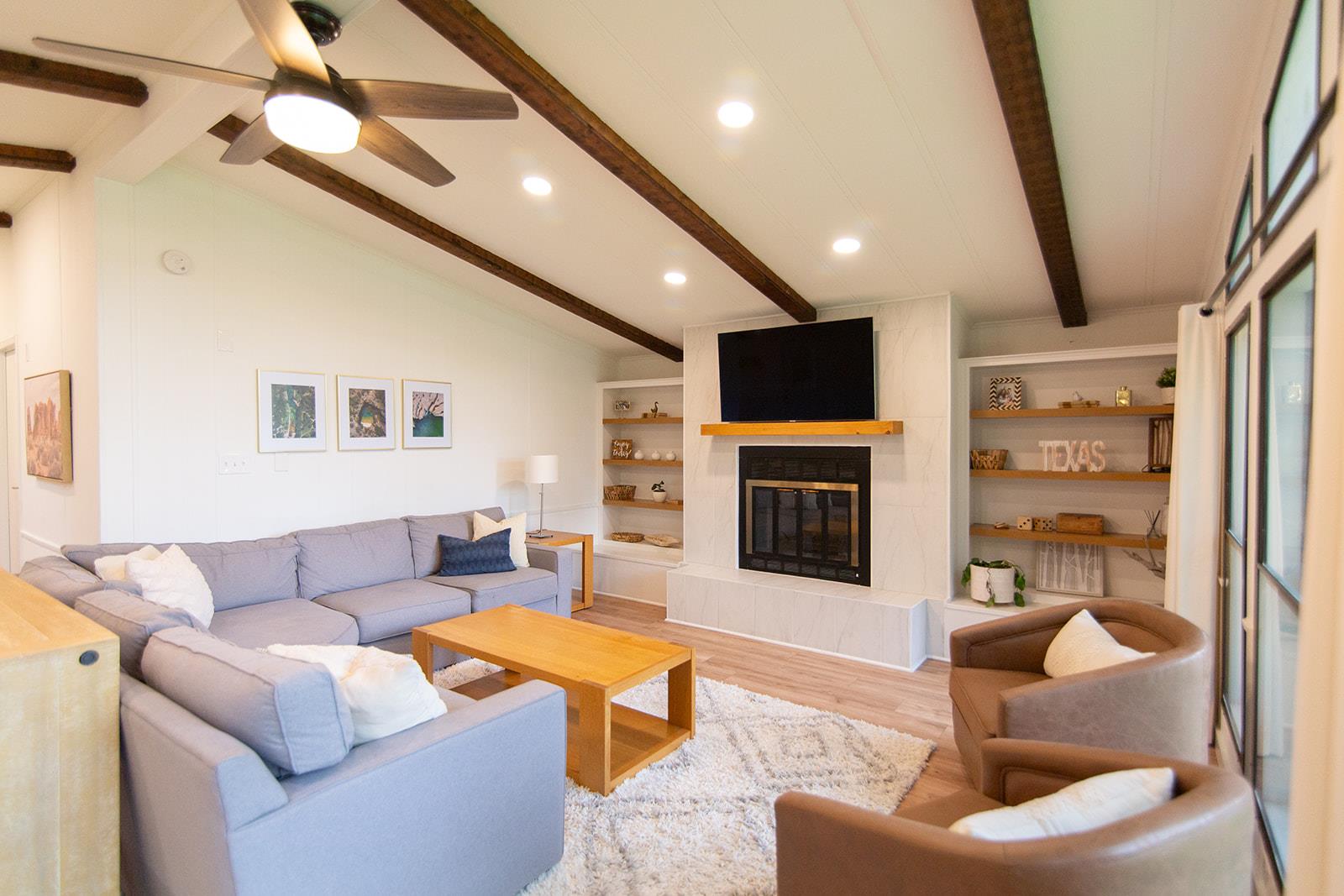 17307 E Darleen Dr, Leander, TX 78641