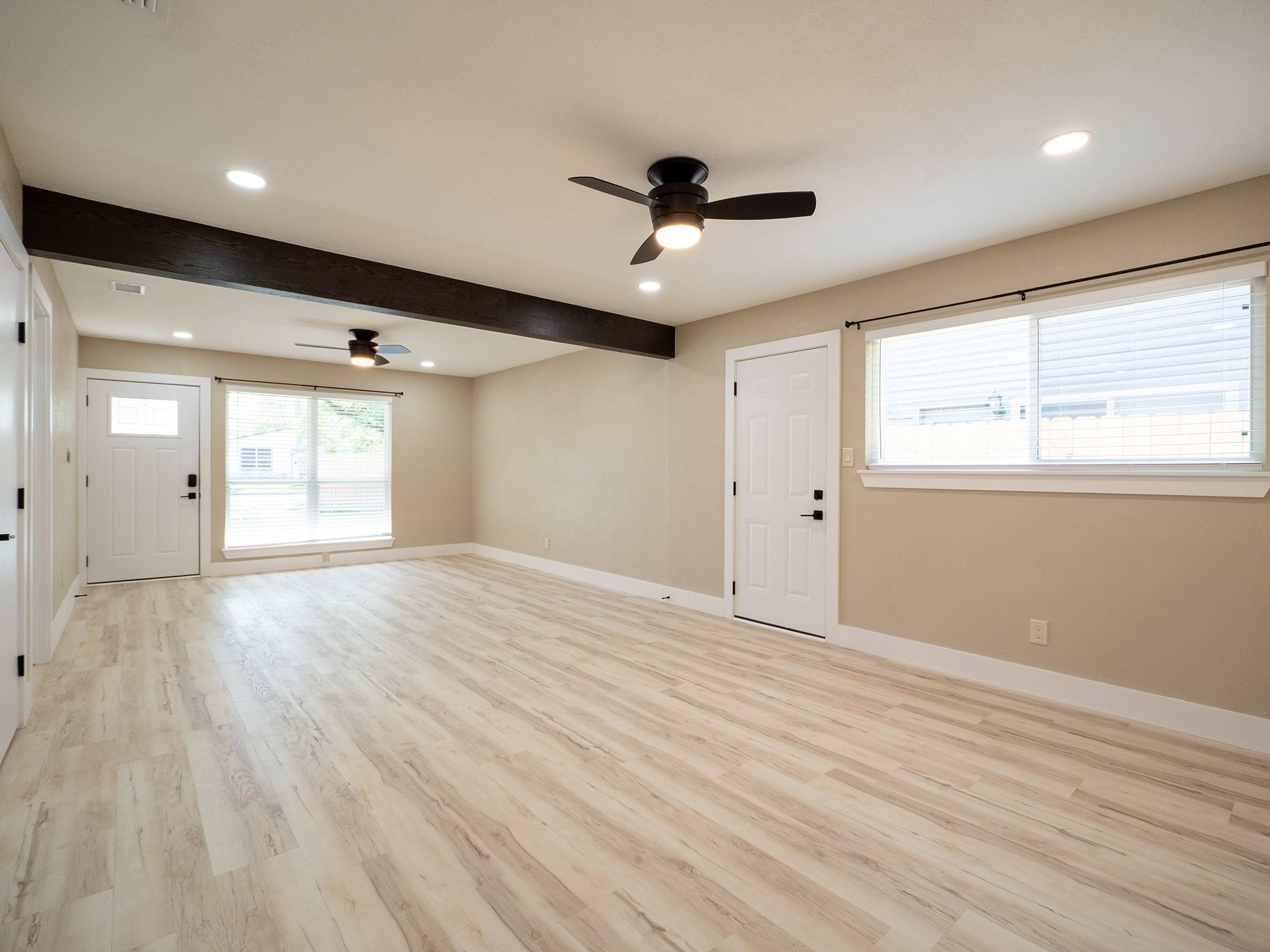 8314 Bowling Green Dr # B, Austin, TX 78757