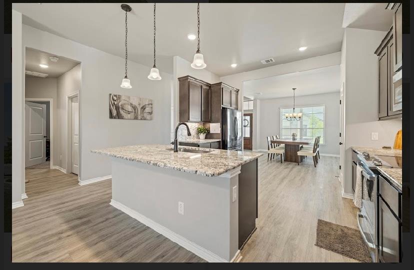 501 Seabiscuit Dr, Jarrell, TX 76537