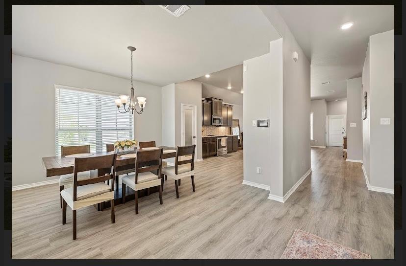 501 Seabiscuit Dr, Jarrell, TX 76537