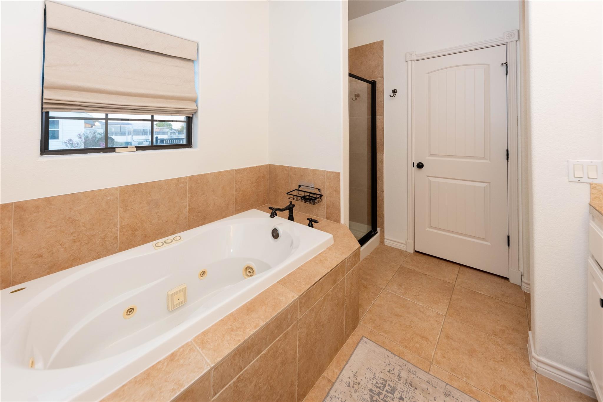 127 Eleanor Ln, Bastrop, TX 78602