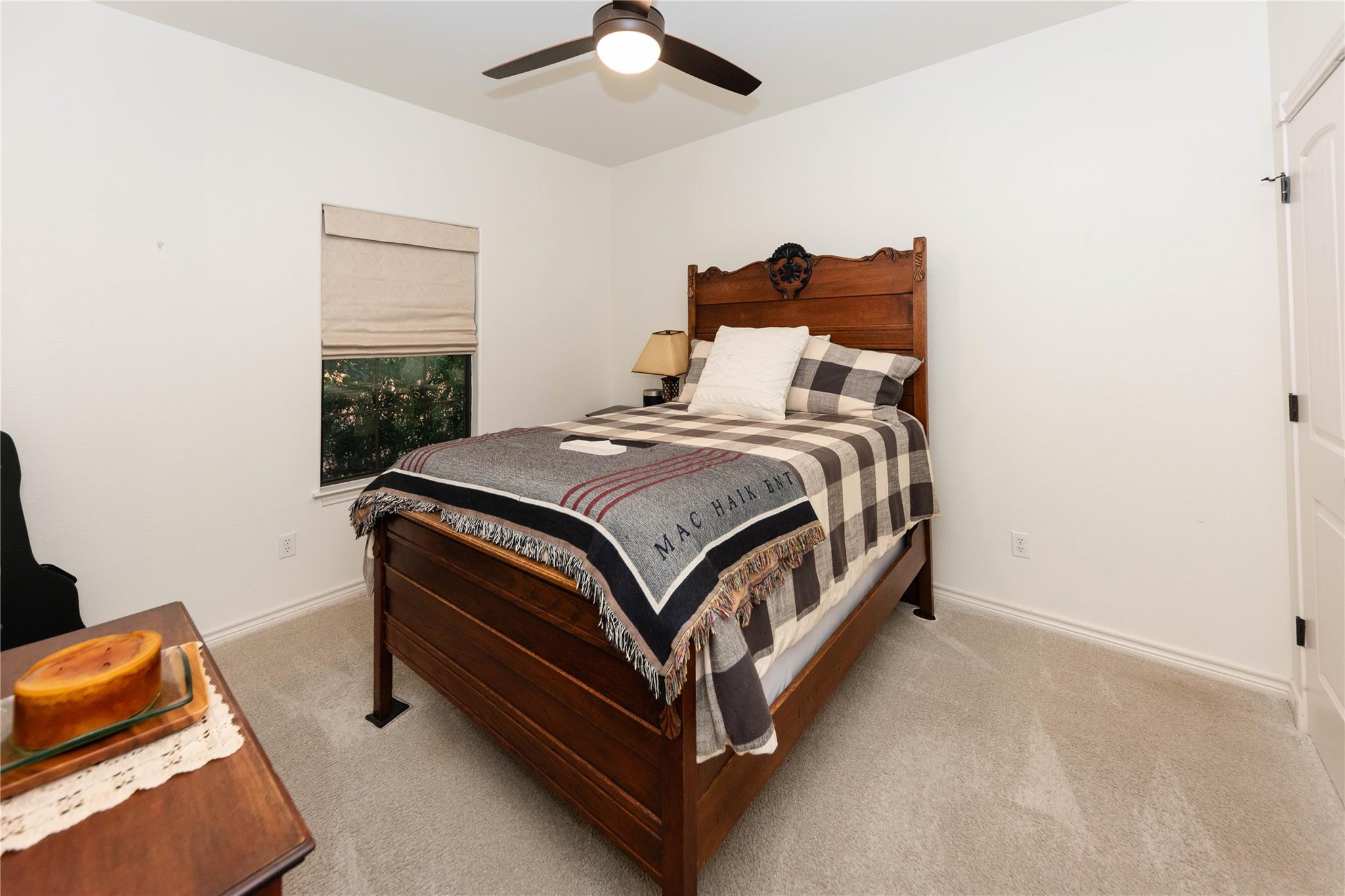 127 Eleanor Ln, Bastrop, TX 78602