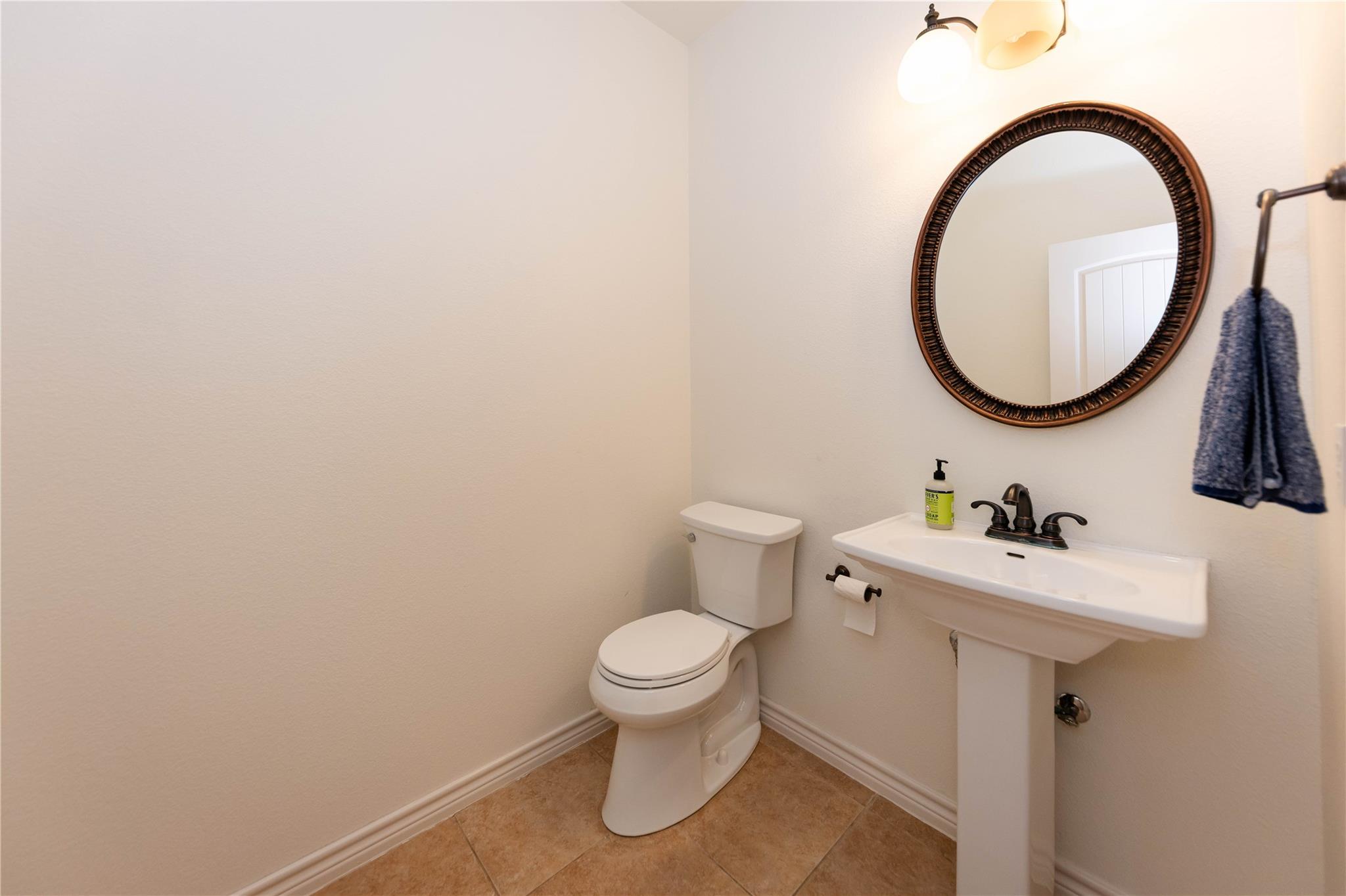 127 Eleanor Ln, Bastrop, TX 78602