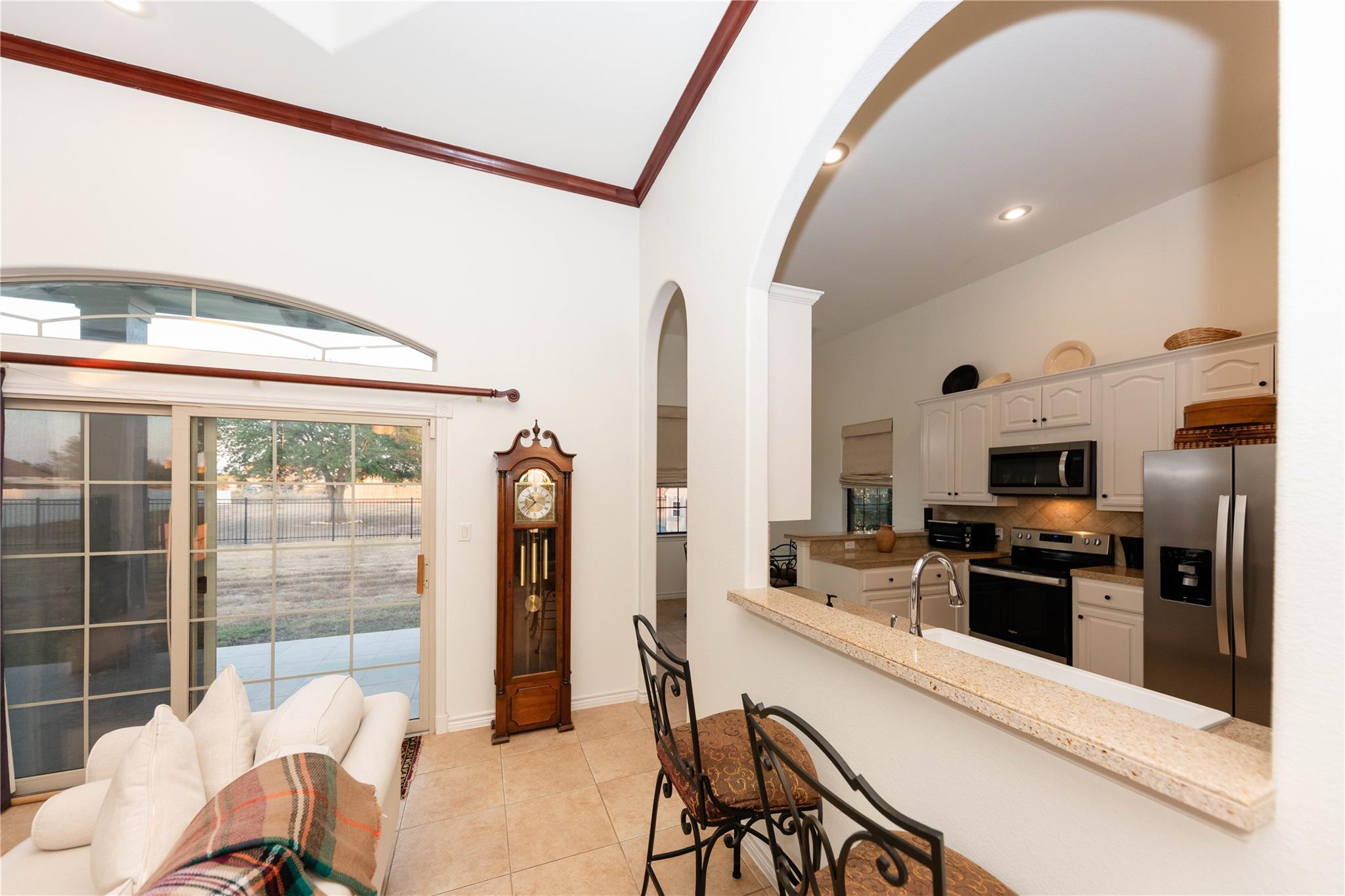 127 Eleanor Ln, Bastrop, TX 78602