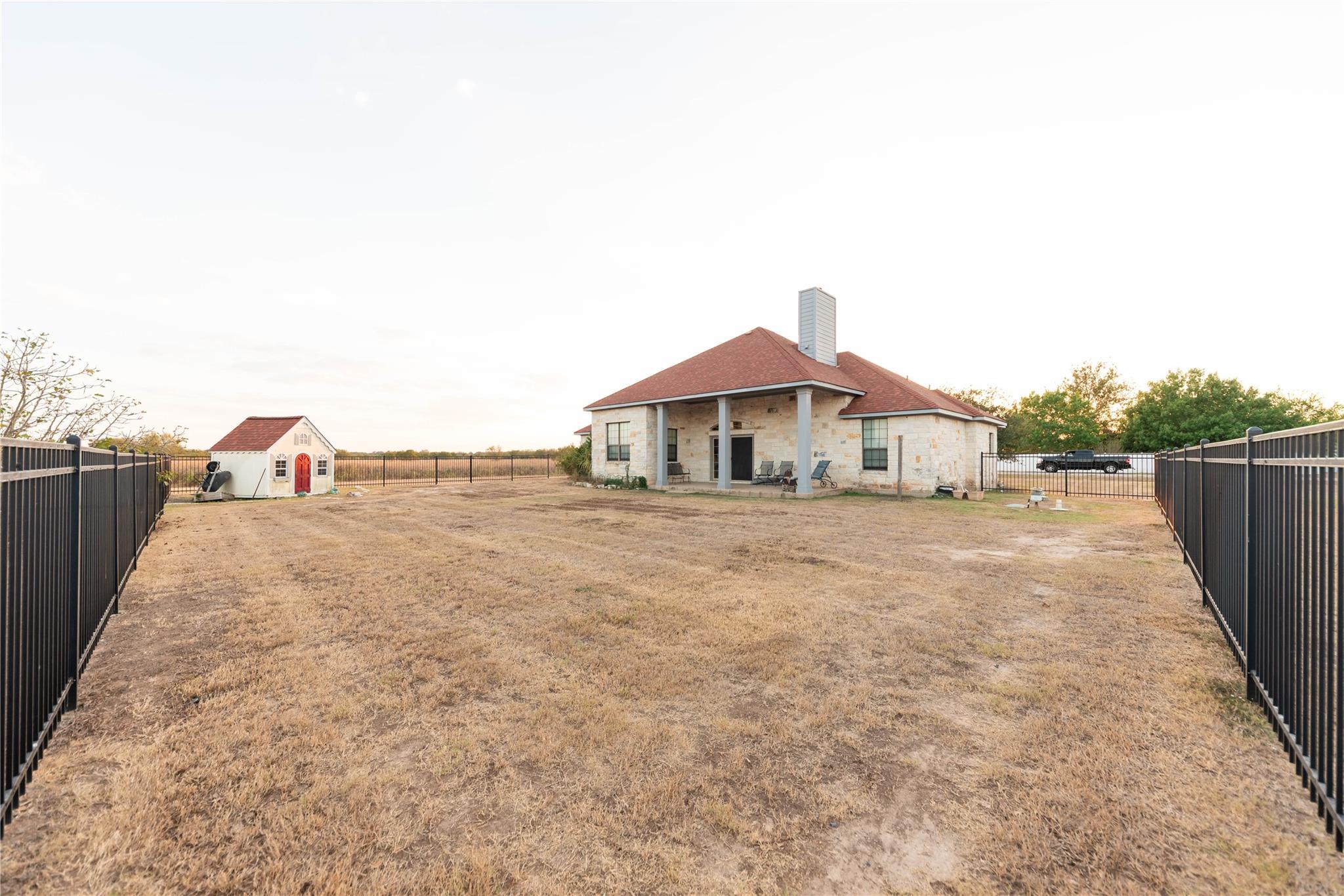 127 Eleanor Ln, Bastrop, TX 78602