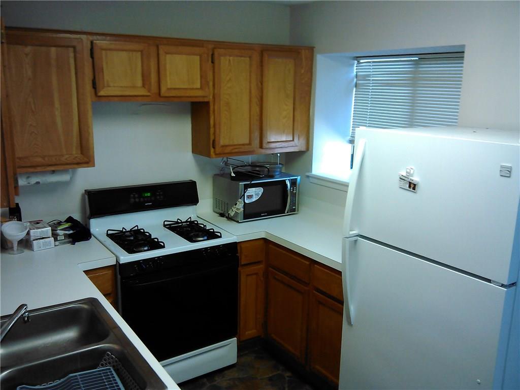 11821 Bittern Holw # 20, Austin, TX 78758