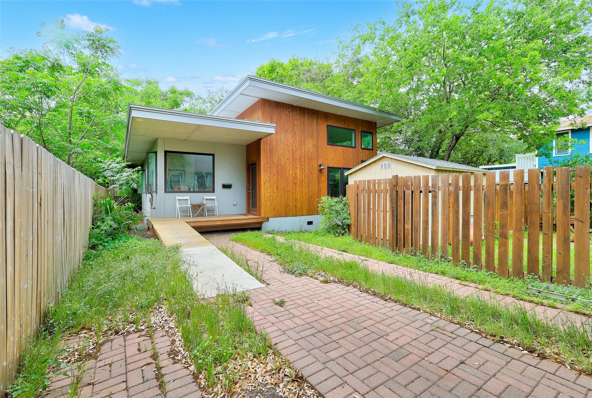 809 E 44th St, Austin, TX 78751