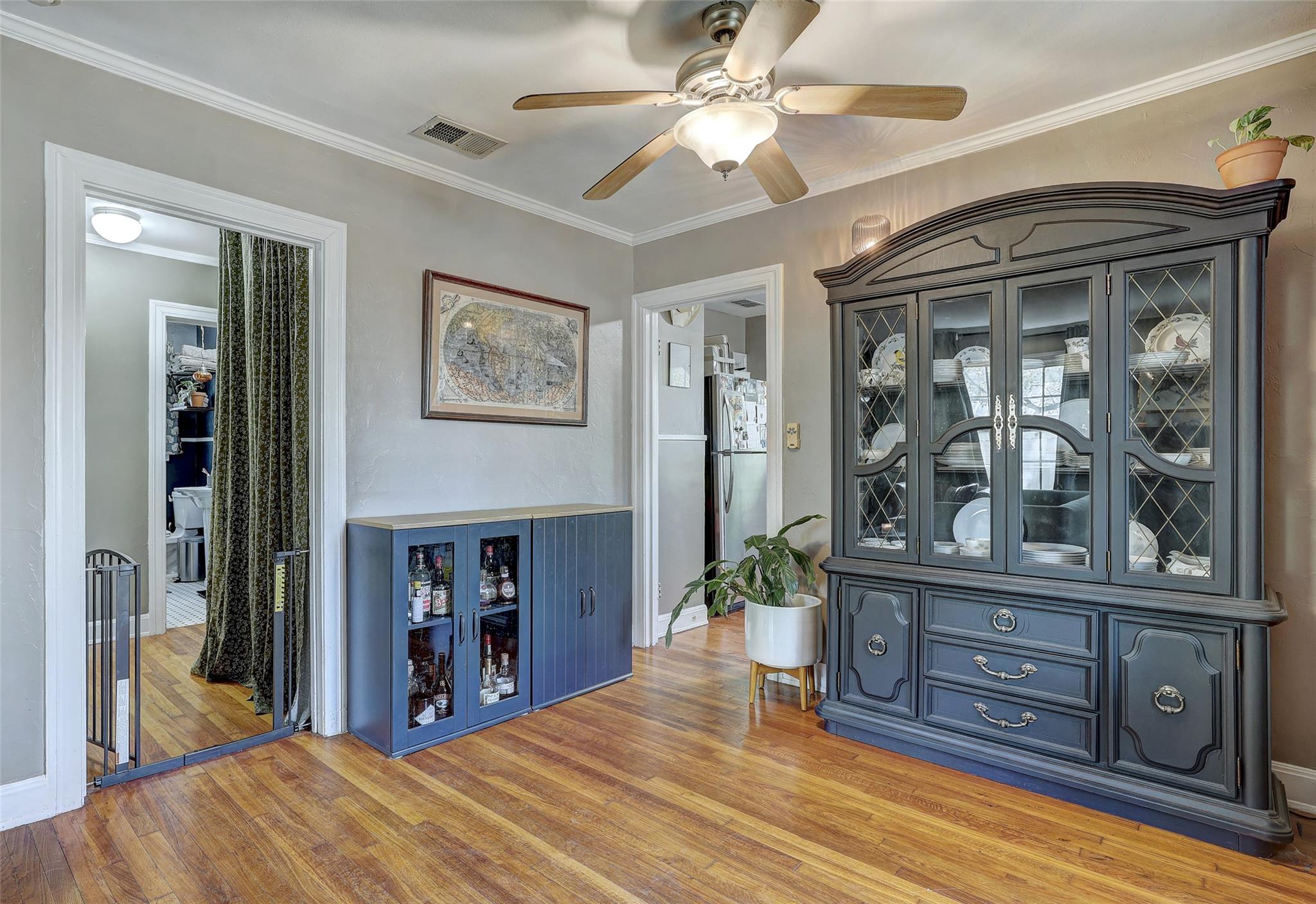 809 E 44th St, Austin, TX 78751