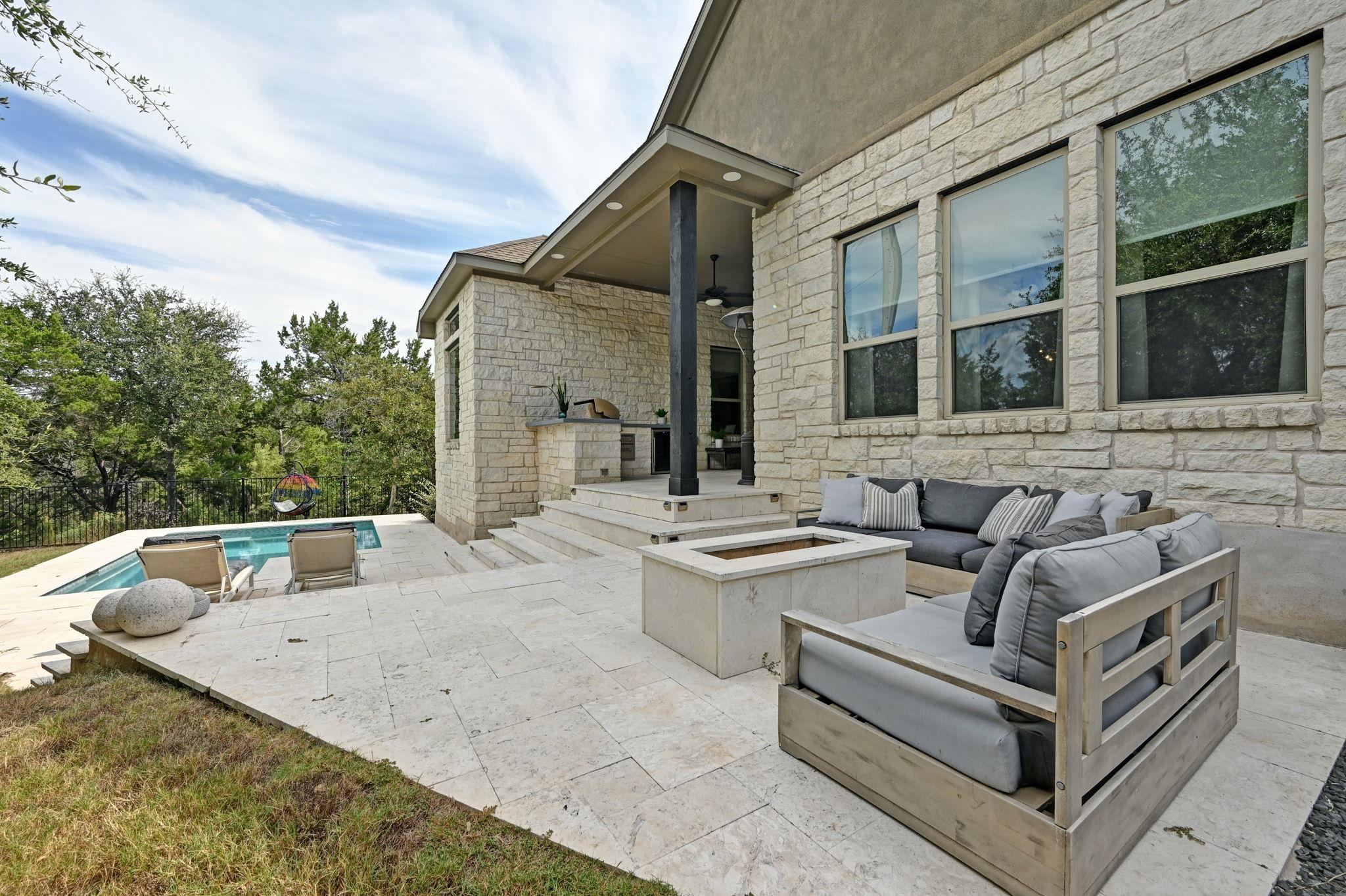 216 Vista Village Cv, Austin, TX 78738