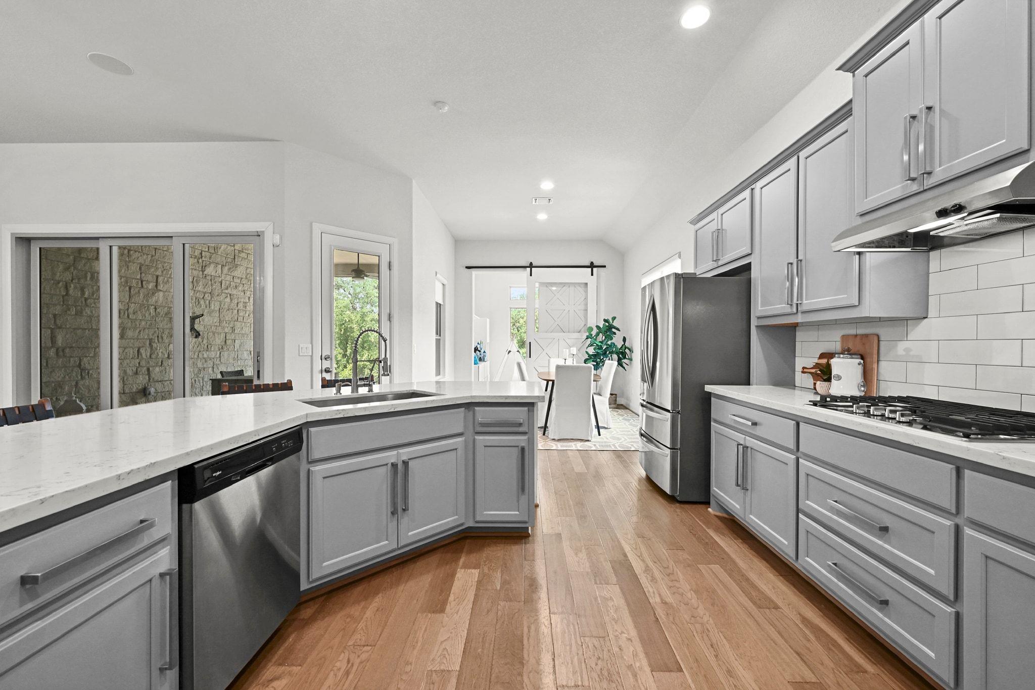 216 Vista Village Cv, Austin, TX 78738