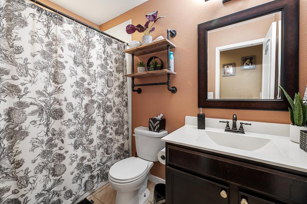 5920 Montrelia Dr, Austin, TX 78724