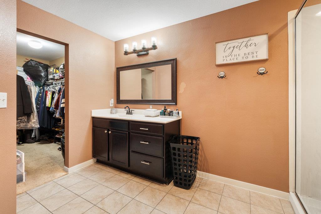 5920 Montrelia Dr, Austin, TX 78724