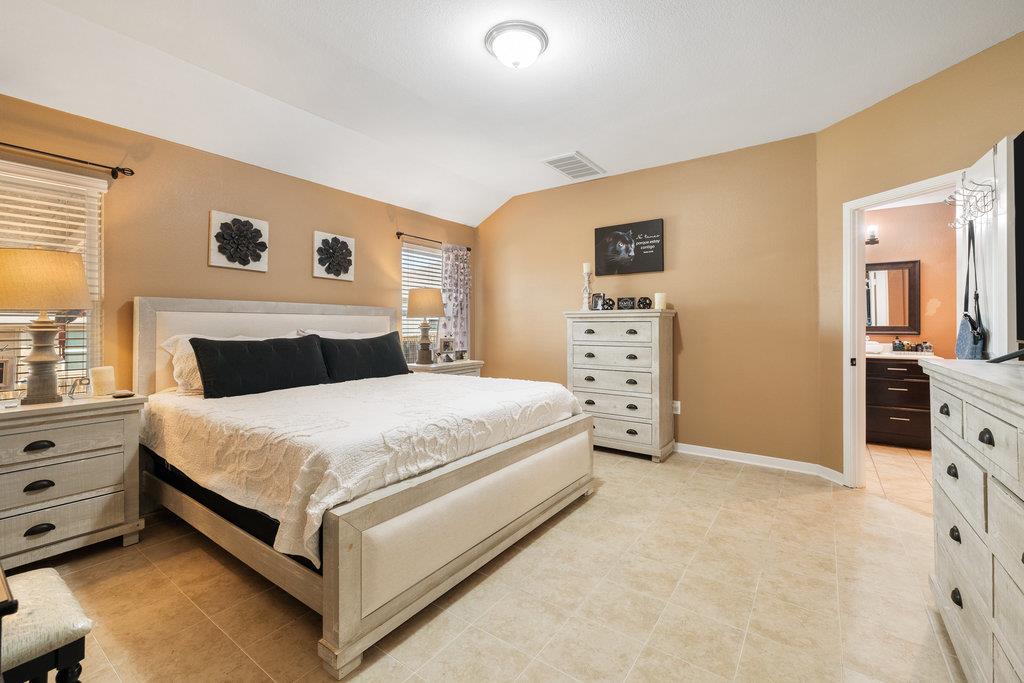 5920 Montrelia Dr, Austin, TX 78724