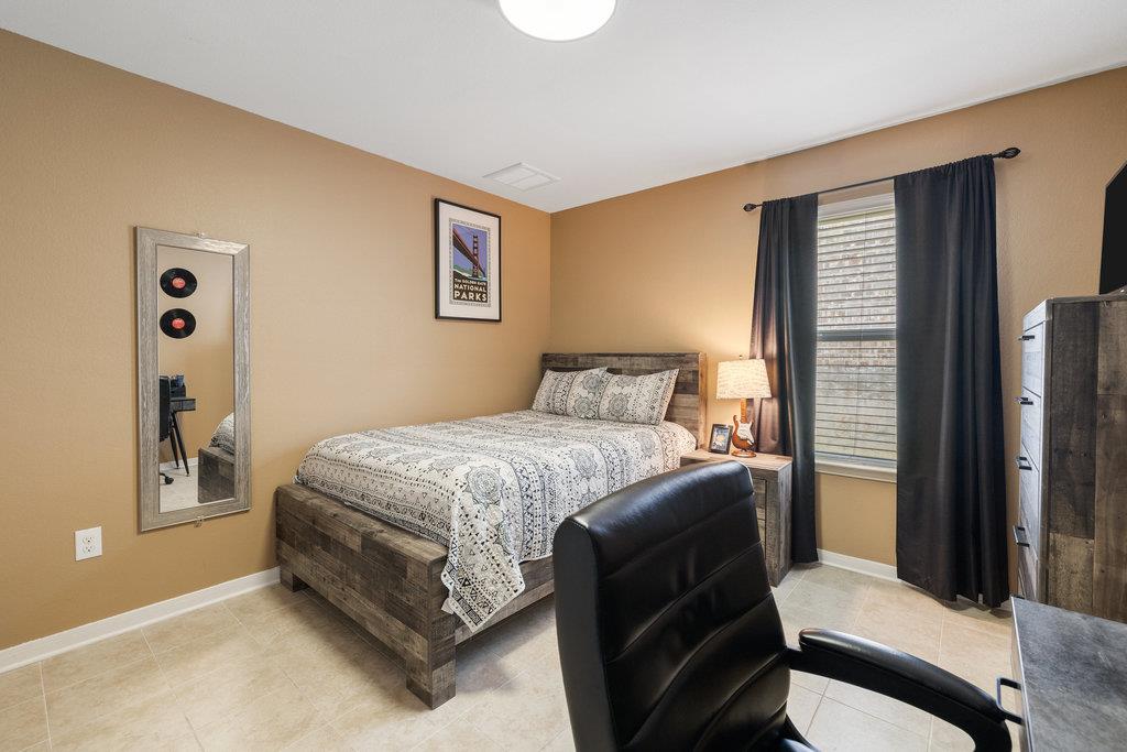 5920 Montrelia Dr, Austin, TX 78724