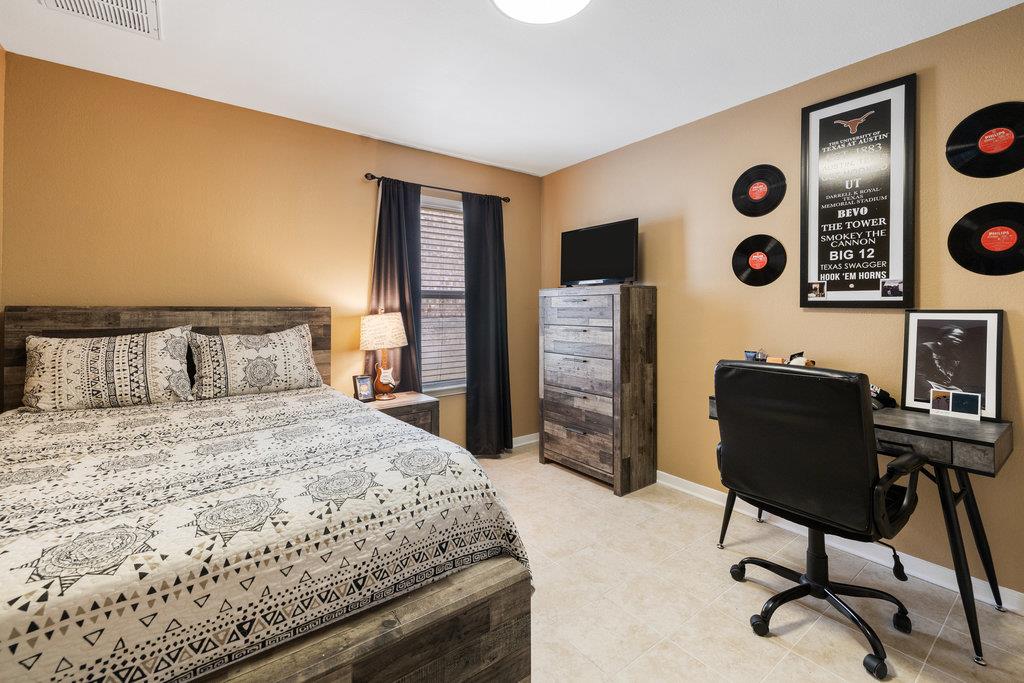 5920 Montrelia Dr, Austin, TX 78724