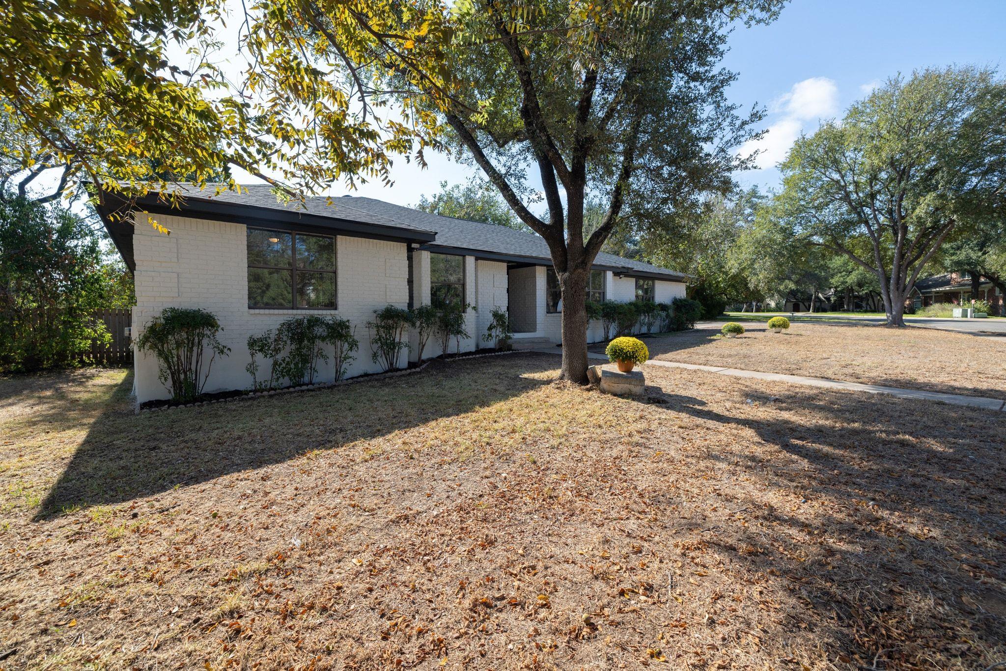 303 S Ridge Cir, Georgetown, TX 78628