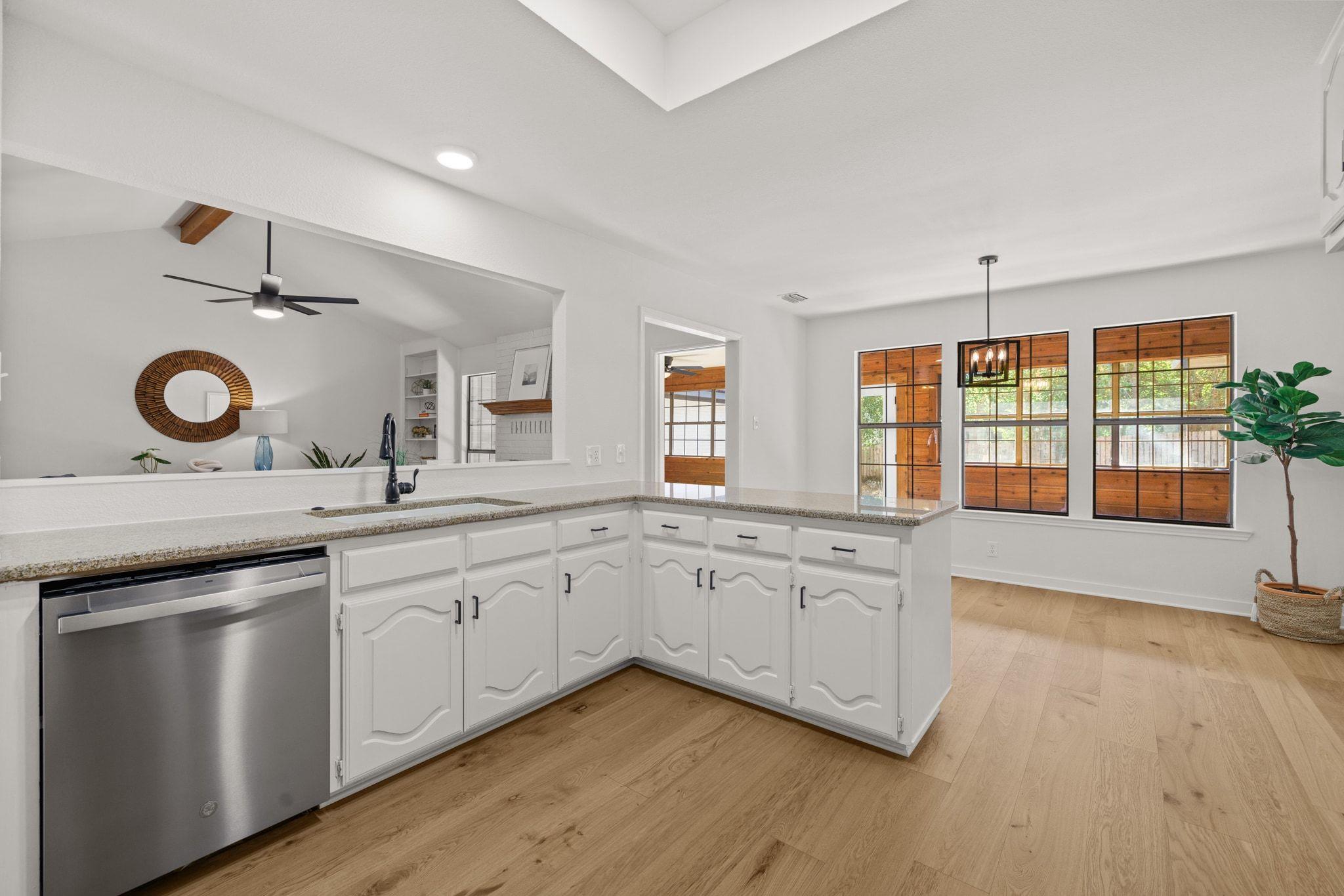 303 S Ridge Cir, Georgetown, TX 78628